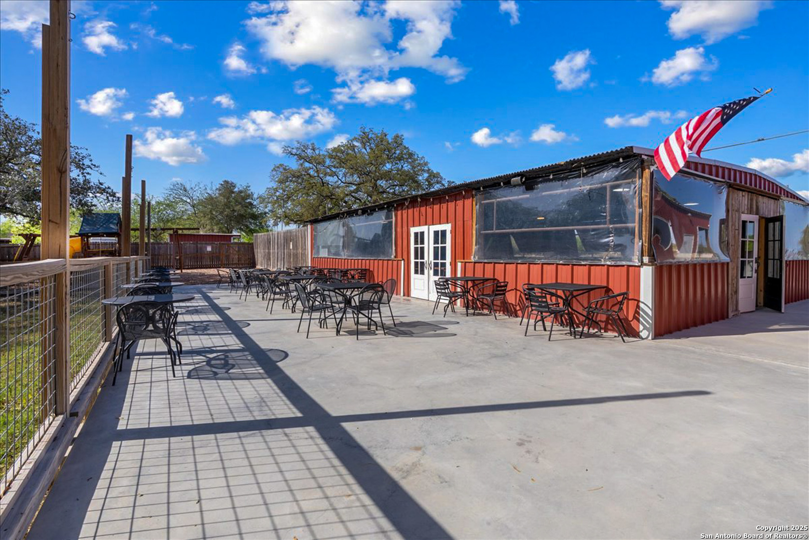 1200 Hwy 59, GEORGEWEST, TX, 78022 | 1852379 | Realty Texas LLC