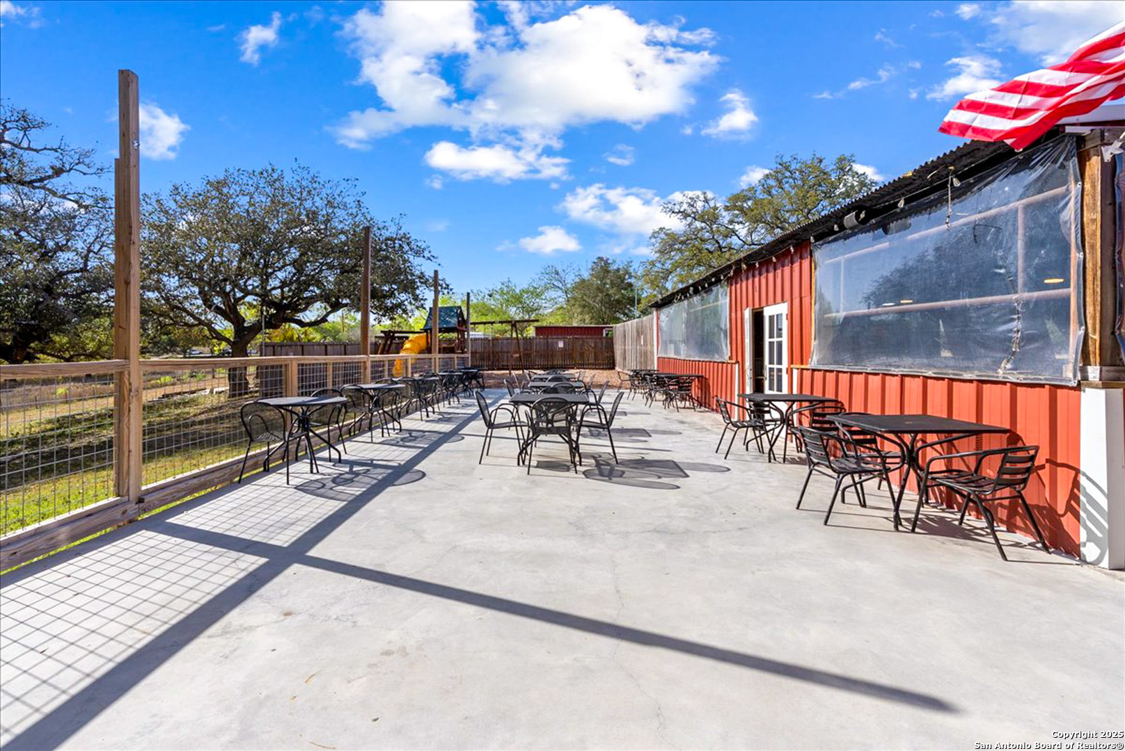 1200 Hwy 59, GEORGEWEST, TX, 78022 | 1852379 | Realty Texas LLC