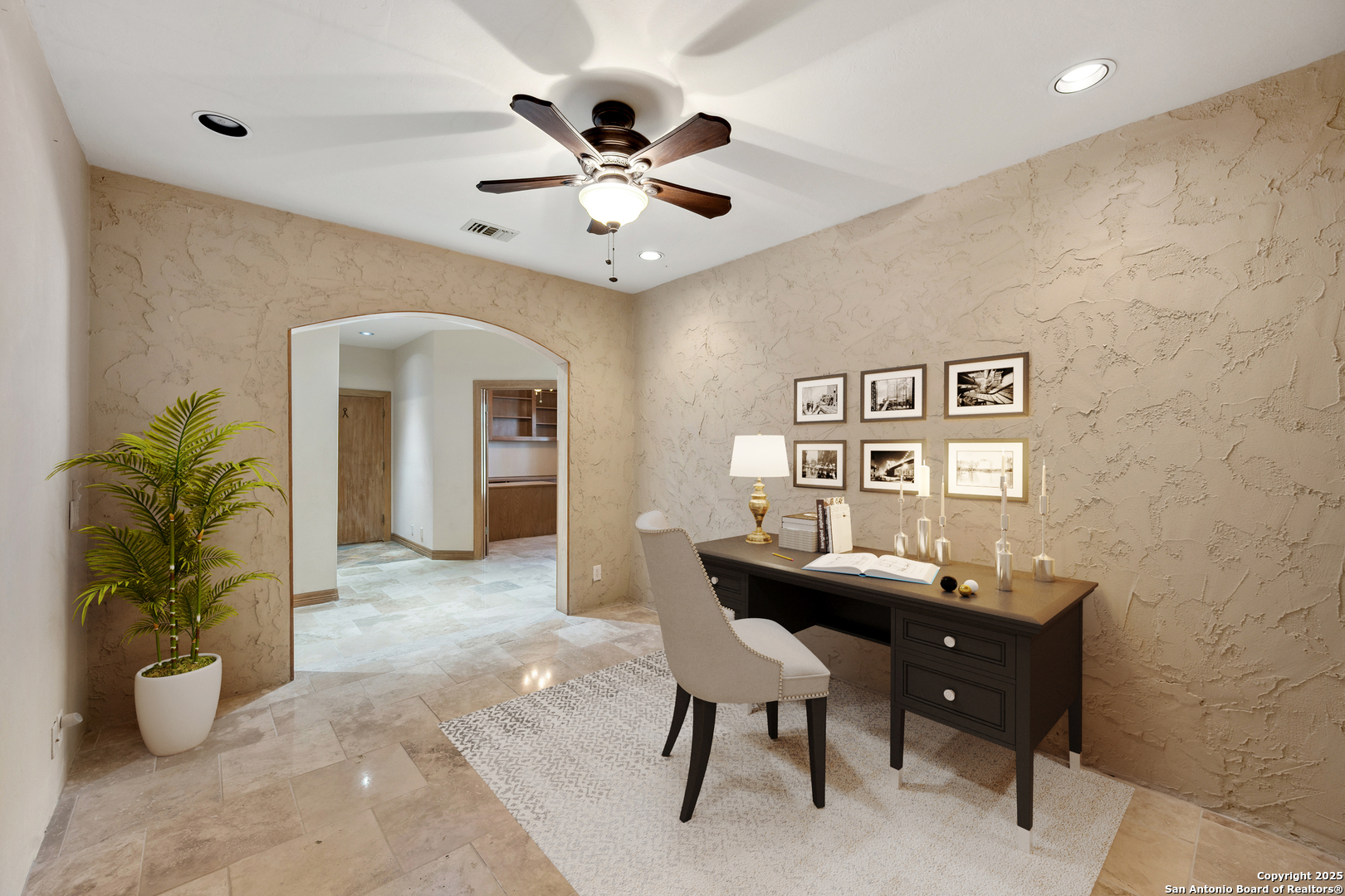 5 Kings Heath , San Antonio, TX, 78257-1729 | 1853090 | Realty Texas LLC