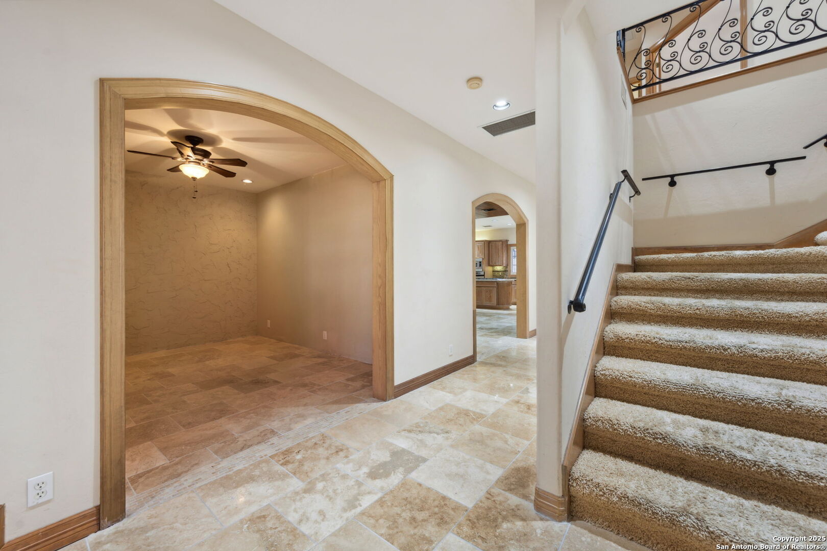 5 Kings Heath , San Antonio, TX, 78257-1729 | 1853090 | Realty Texas LLC