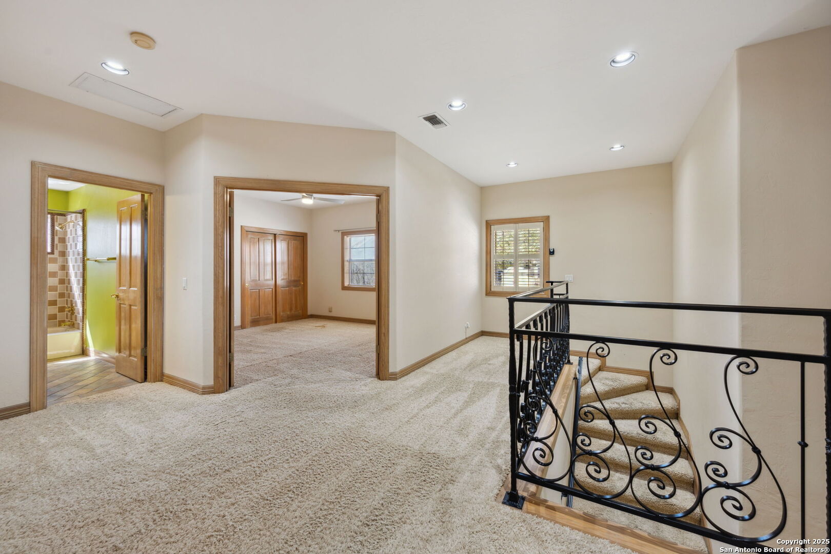 5 Kings Heath , San Antonio, TX, 78257-1729 | 1853090 | Realty Texas LLC