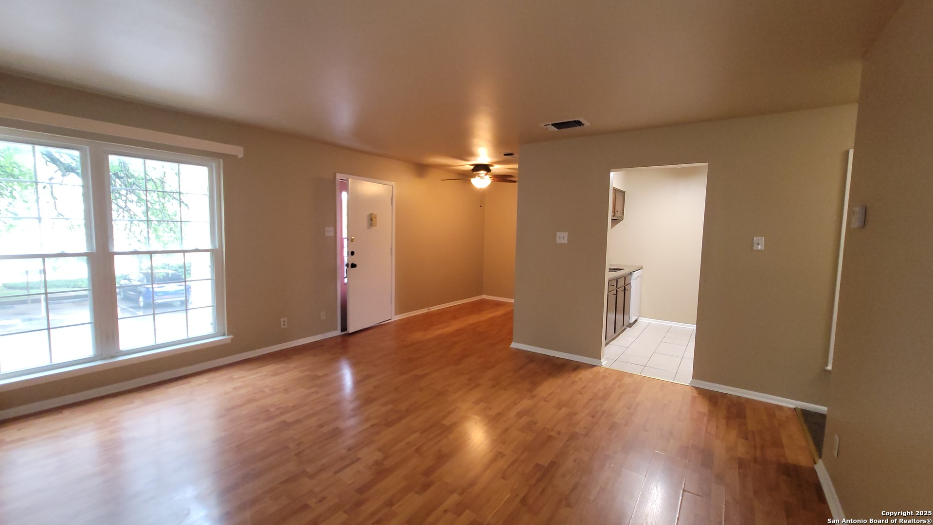 8702 Village 1201 , San Antonio, TX, 78217 | 1853474 | Realty Texas LLC