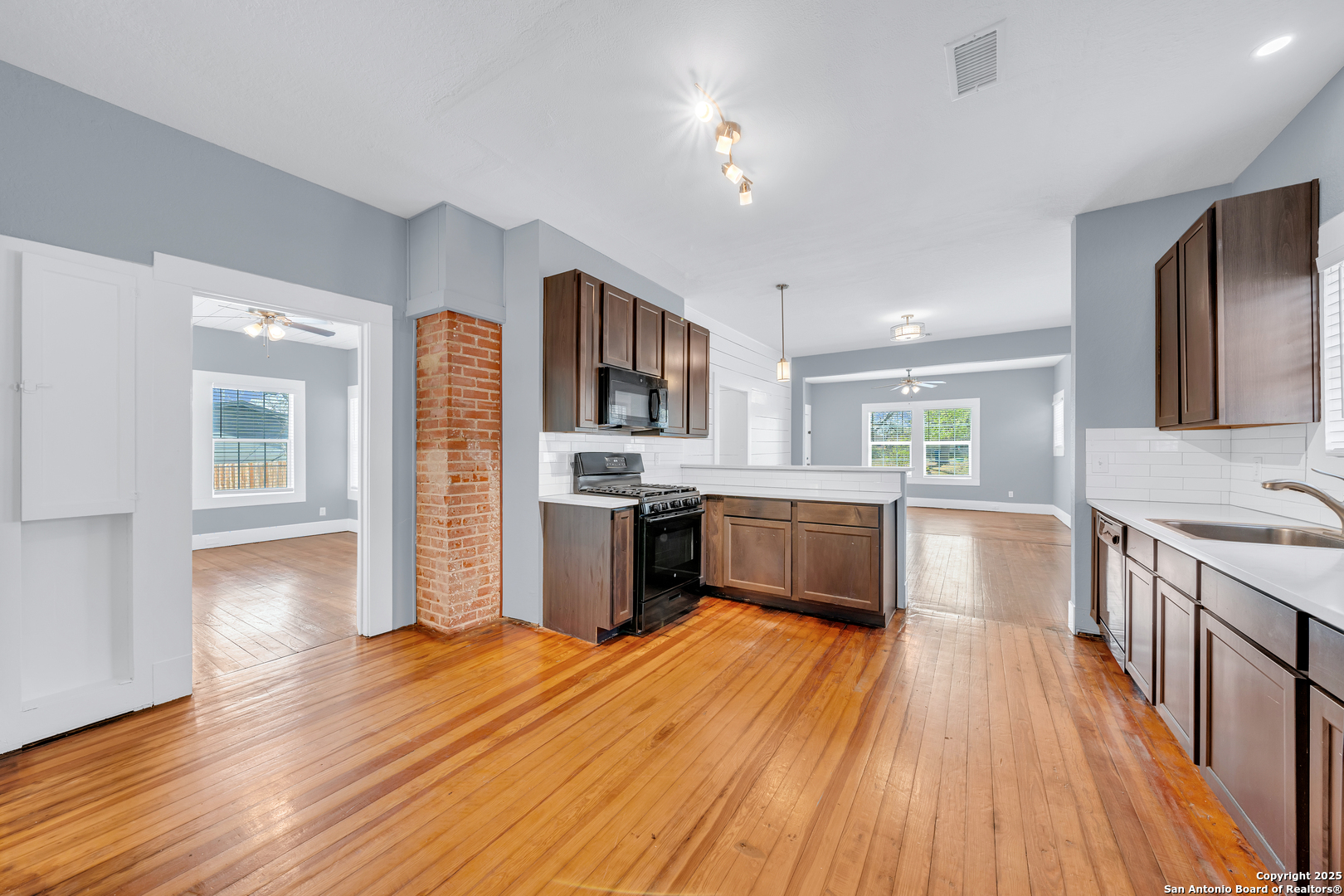1349 Center , San Antonio, TX, 78202 | 1853553 | Realty Texas LLC