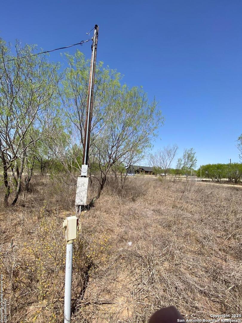 105 Cr 2667 , Devine, TX, 78016 | 1853896 | Realty Texas LLC