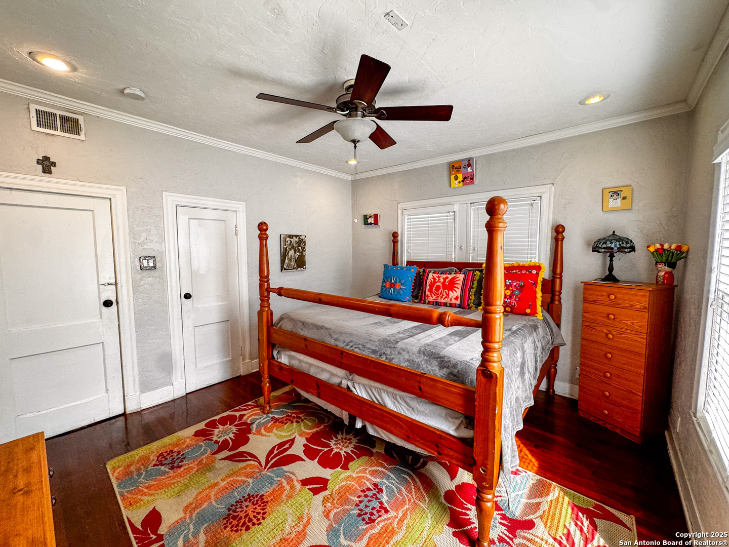 1502 W Rosewood Ave. , San Antonio, TX, 78201 | 1853873 | Realty Texas LLC