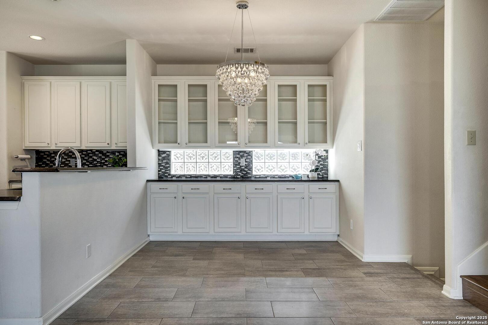 6611 Sierra Oaks , San Antonio, TX, 78256 | 1853163 | Realty Texas LLC