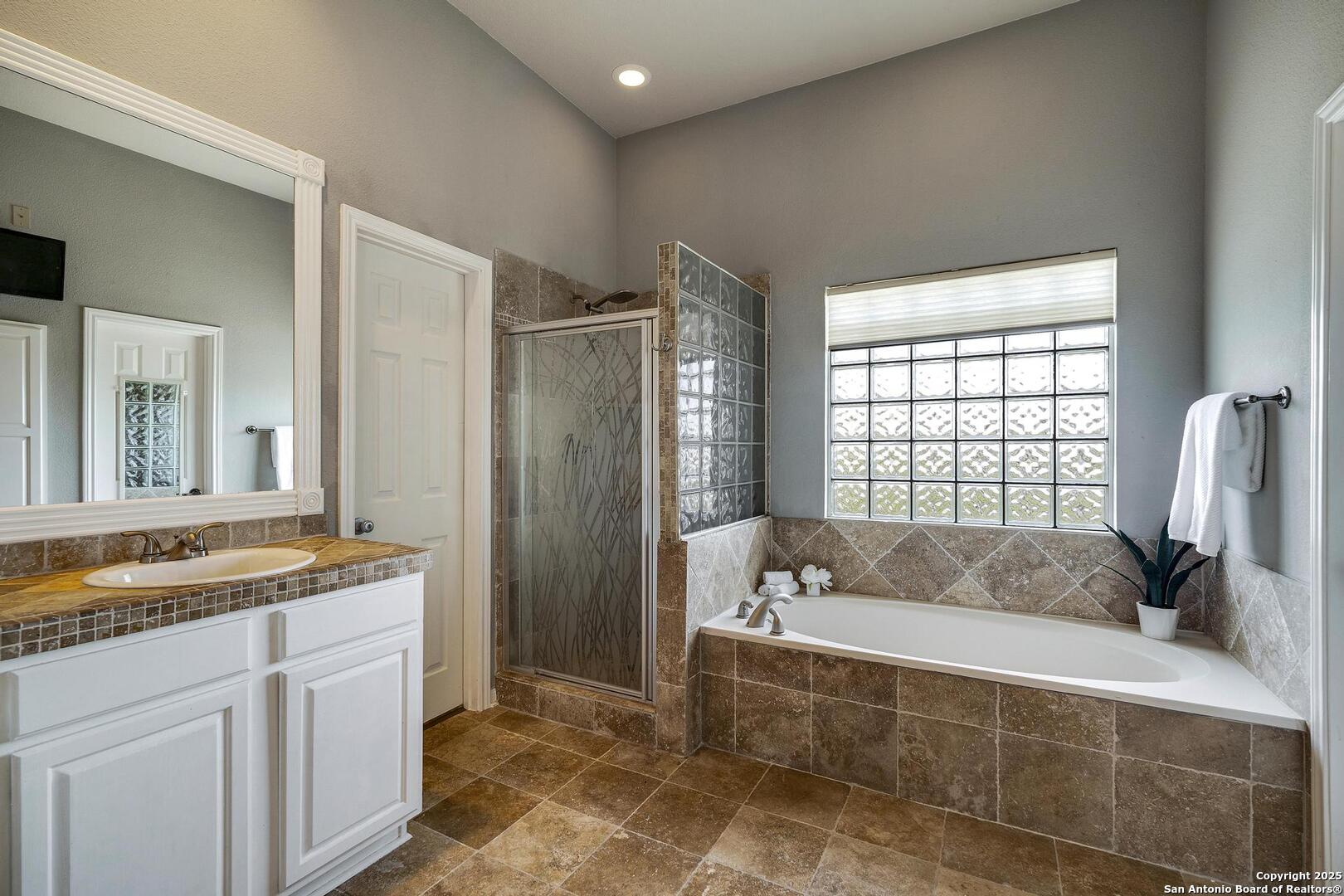 6611 Sierra Oaks , San Antonio, TX, 78256 | 1853163 | Realty Texas LLC