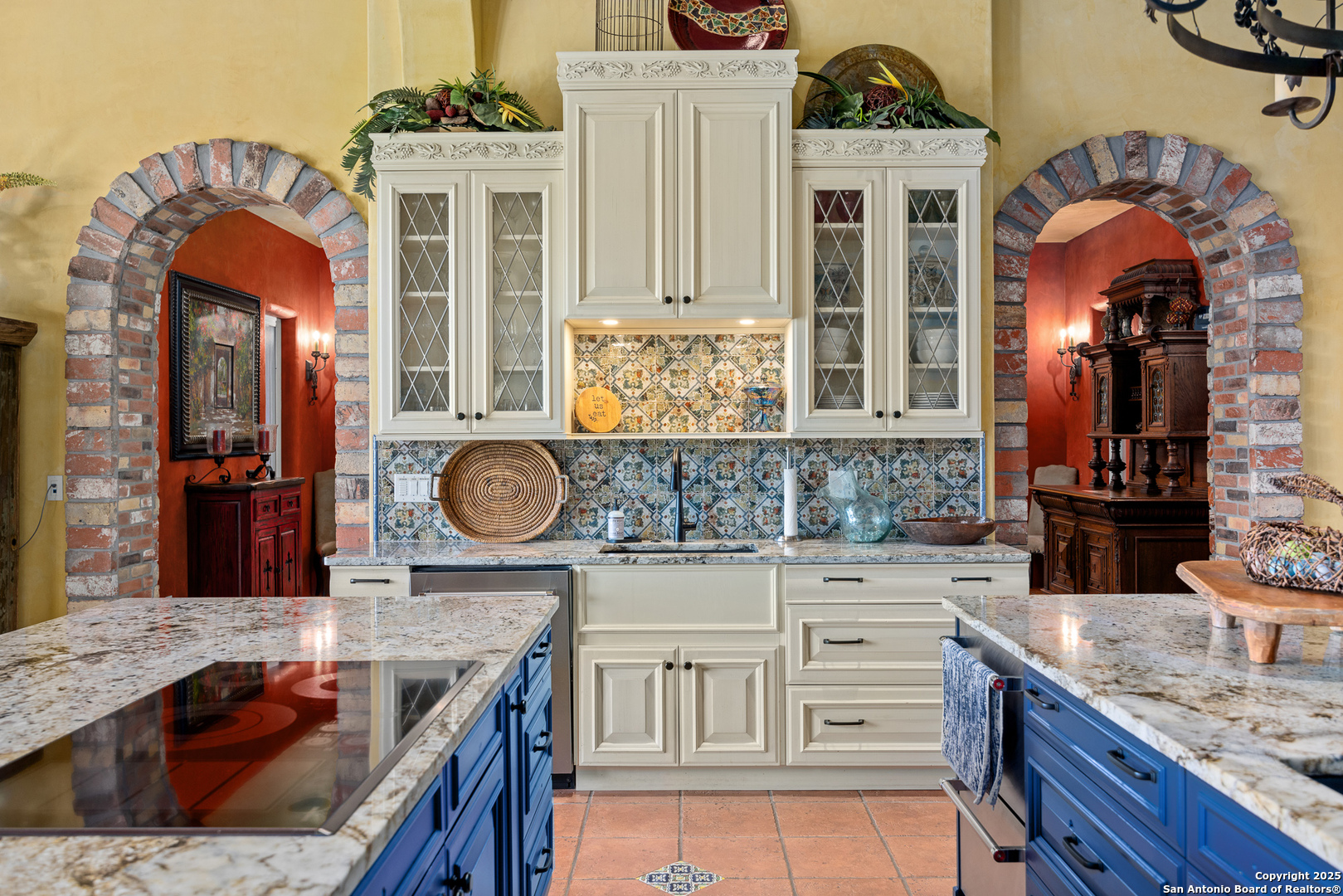 4198 Bear Springs Rd , Pipe Creek, TX, 78063-5372 | 1854145 | Realty Texas LLC