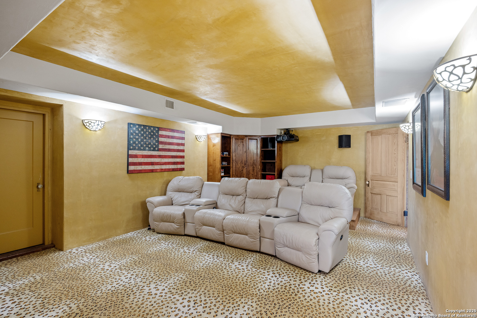 4198 Bear Springs Rd , Pipe Creek, TX, 78063-5372 | 1854145 | Realty Texas LLC