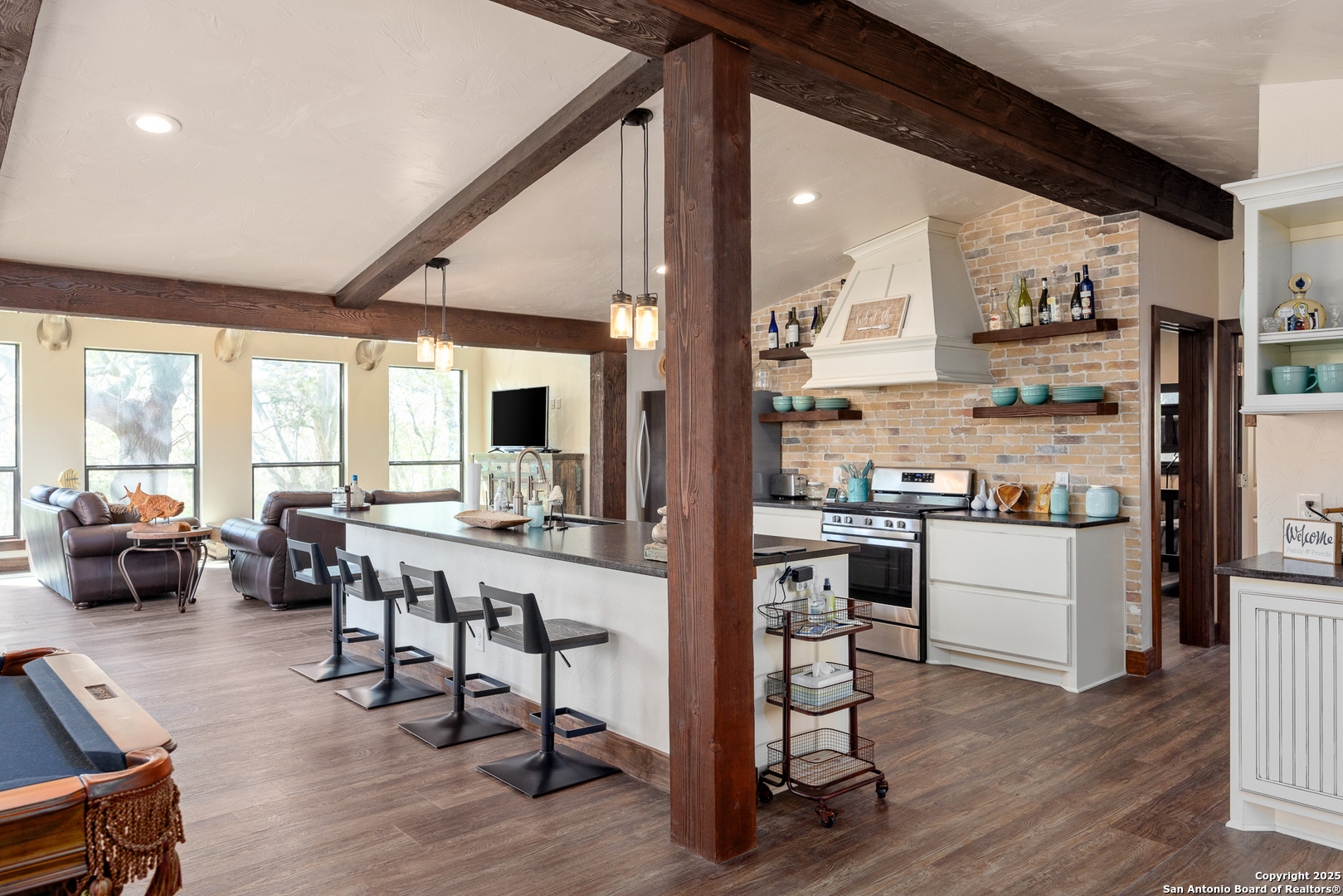 4198 Bear Springs Rd , Pipe Creek, TX, 78063-5372 | 1854145 | Realty Texas LLC