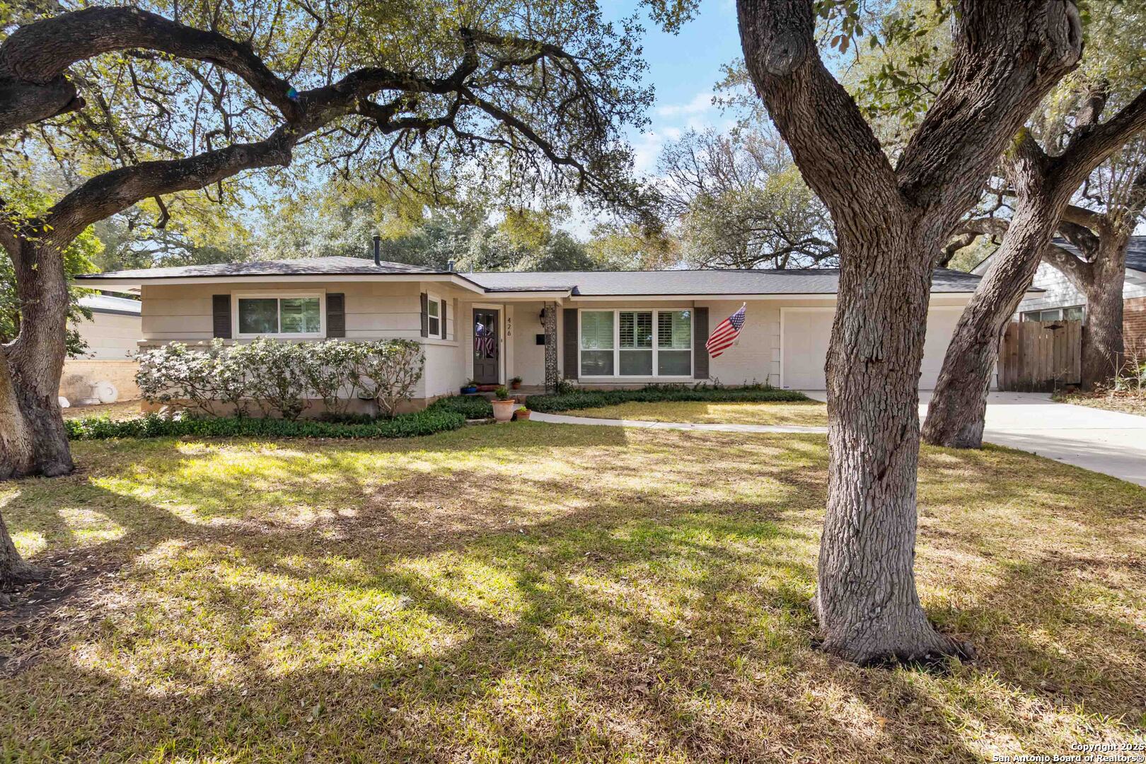 426 Burnside , San Antonio, TX, 78209 | 1848174 | Realty Texas LLC