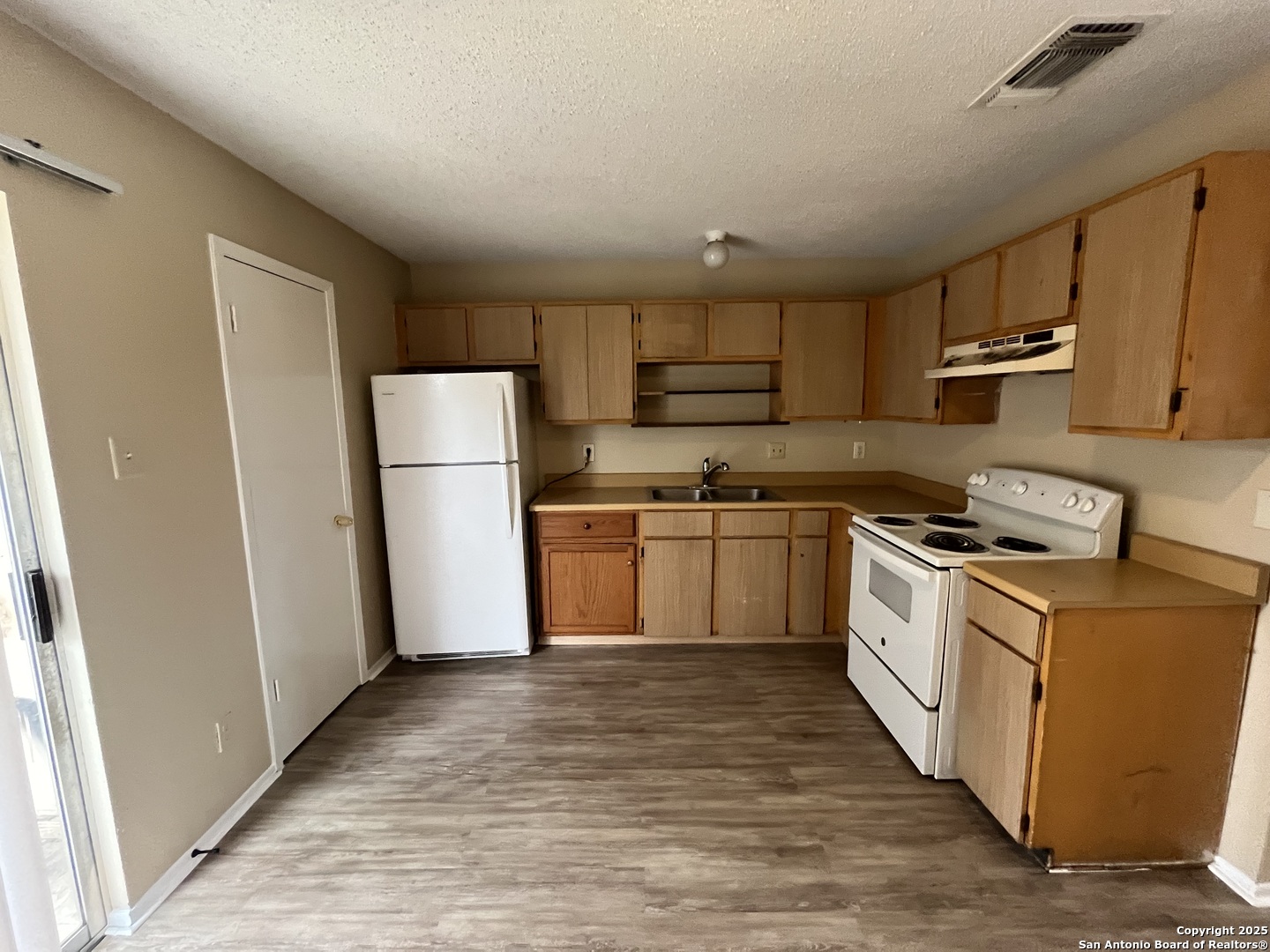 300 Moursund Blvd. 2 , San Antonio, TX, 78221 | 1854894 | Realty Texas LLC