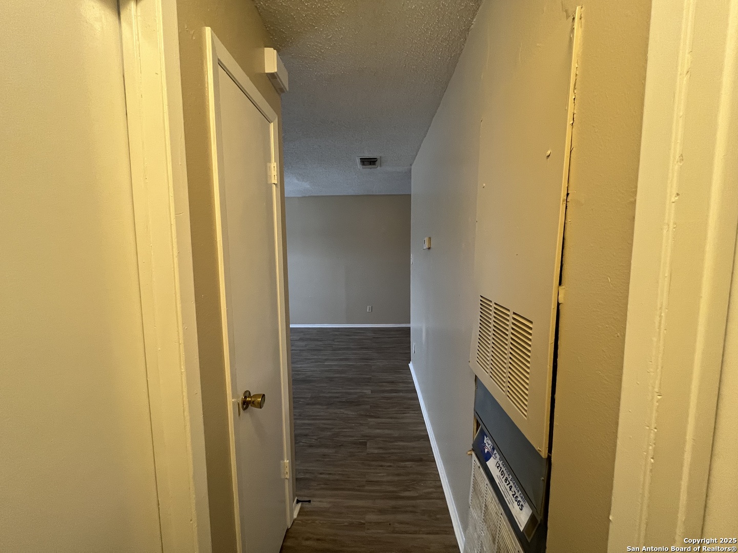 300 Moursund Blvd. 2 , San Antonio, TX, 78221 | 1854894 | Realty Texas LLC