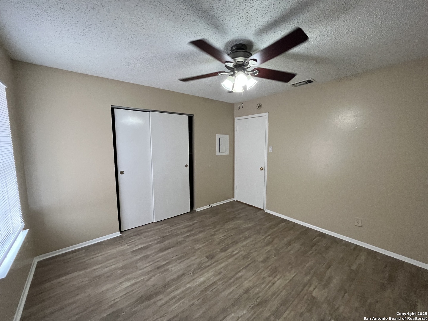 300 Moursund Blvd. 2 , San Antonio, TX, 78221 | 1854894 | Realty Texas LLC