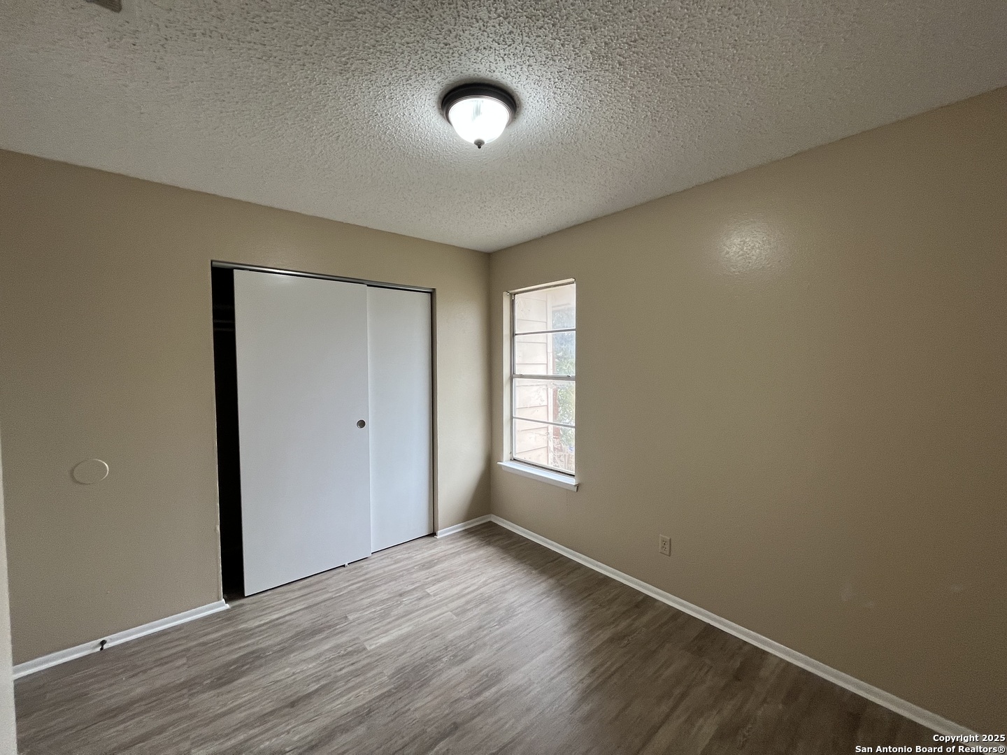 300 Moursund Blvd. 2 , San Antonio, TX, 78221 | 1854894 | Realty Texas LLC