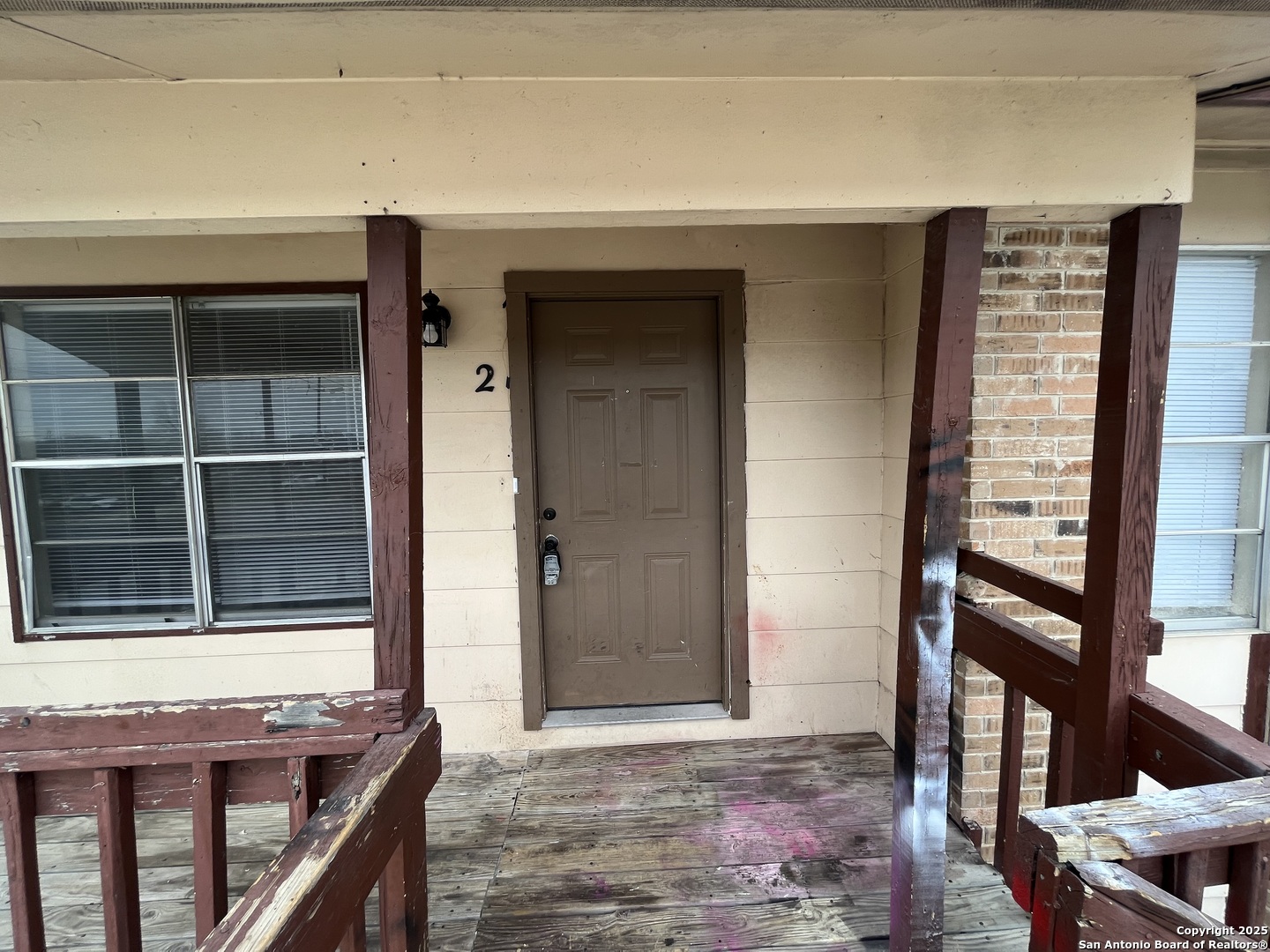 300 Moursund Blvd. 2 , San Antonio, TX, 78221 | 1854894 | Realty Texas LLC