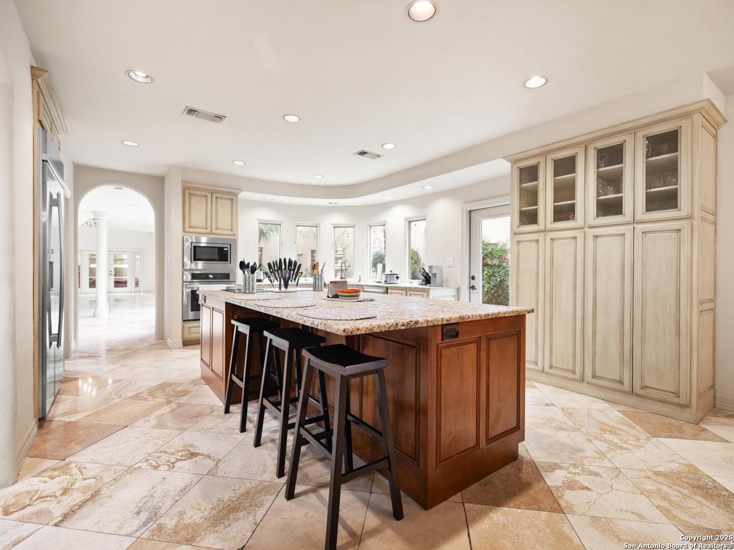 3807 W Songbird , San Antonio, TX, 78229 | 1855476 | Realty Texas LLC