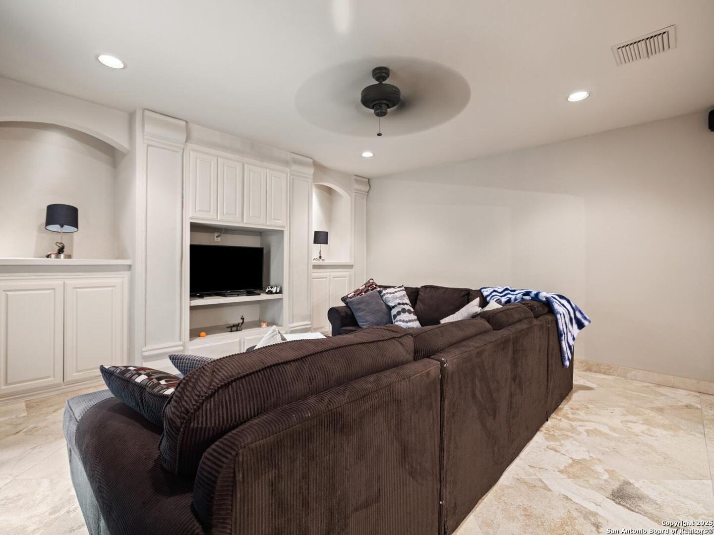 3807 W Songbird , San Antonio, TX, 78229 | 1855476 | Realty Texas LLC