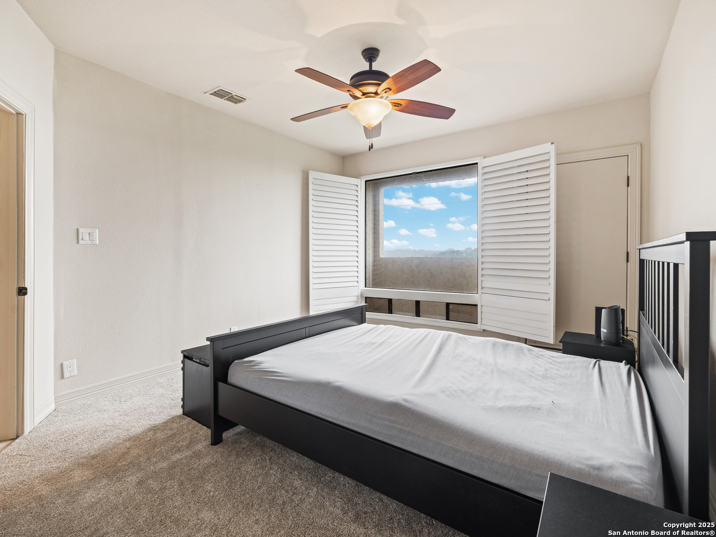 3807 W Songbird , San Antonio, TX, 78229 | 1855476 | Realty Texas LLC