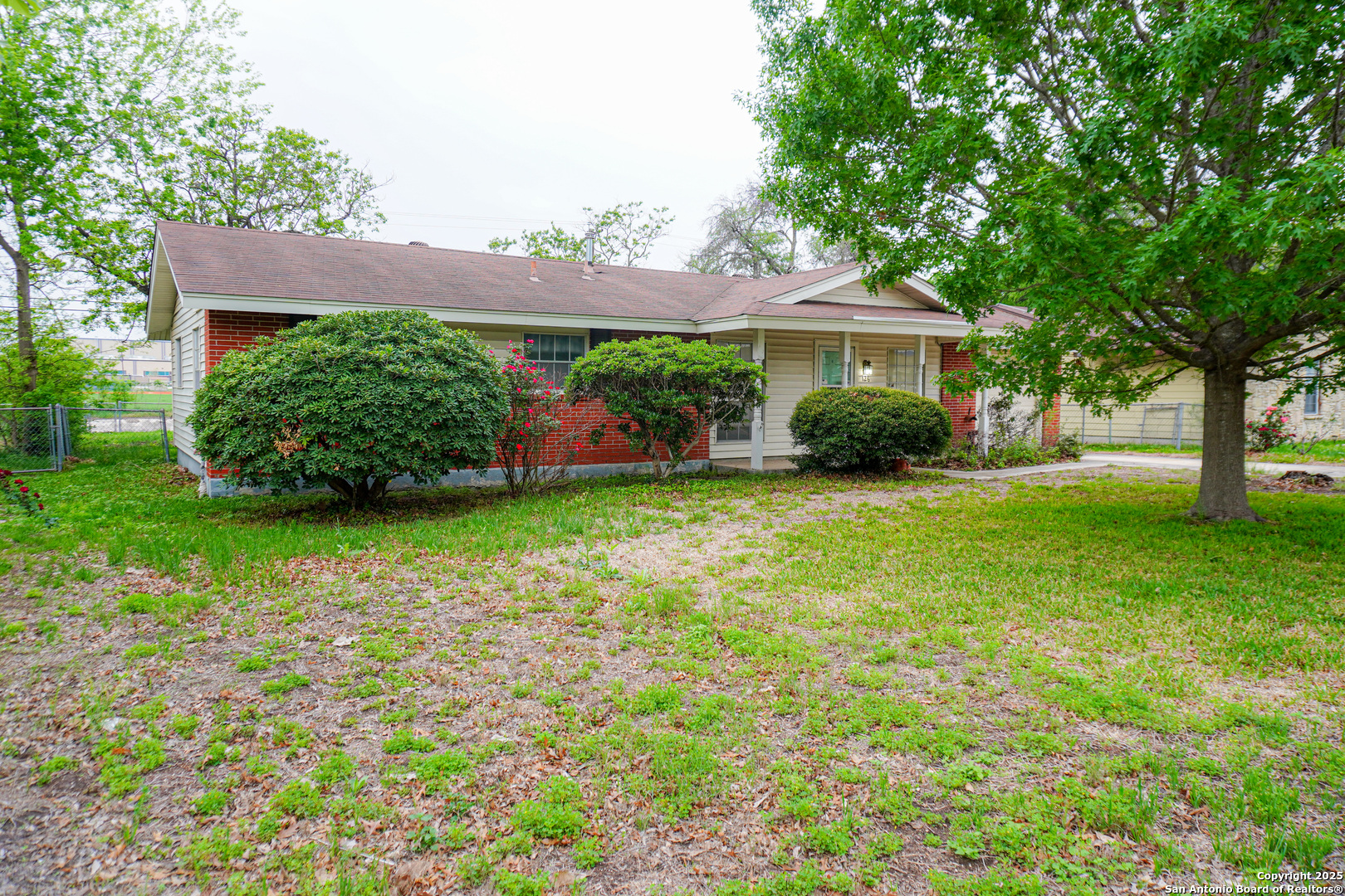 126 Meadow Trail Dr , San Antonio, TX, 78227 | 1855318 | Realty Texas LLC