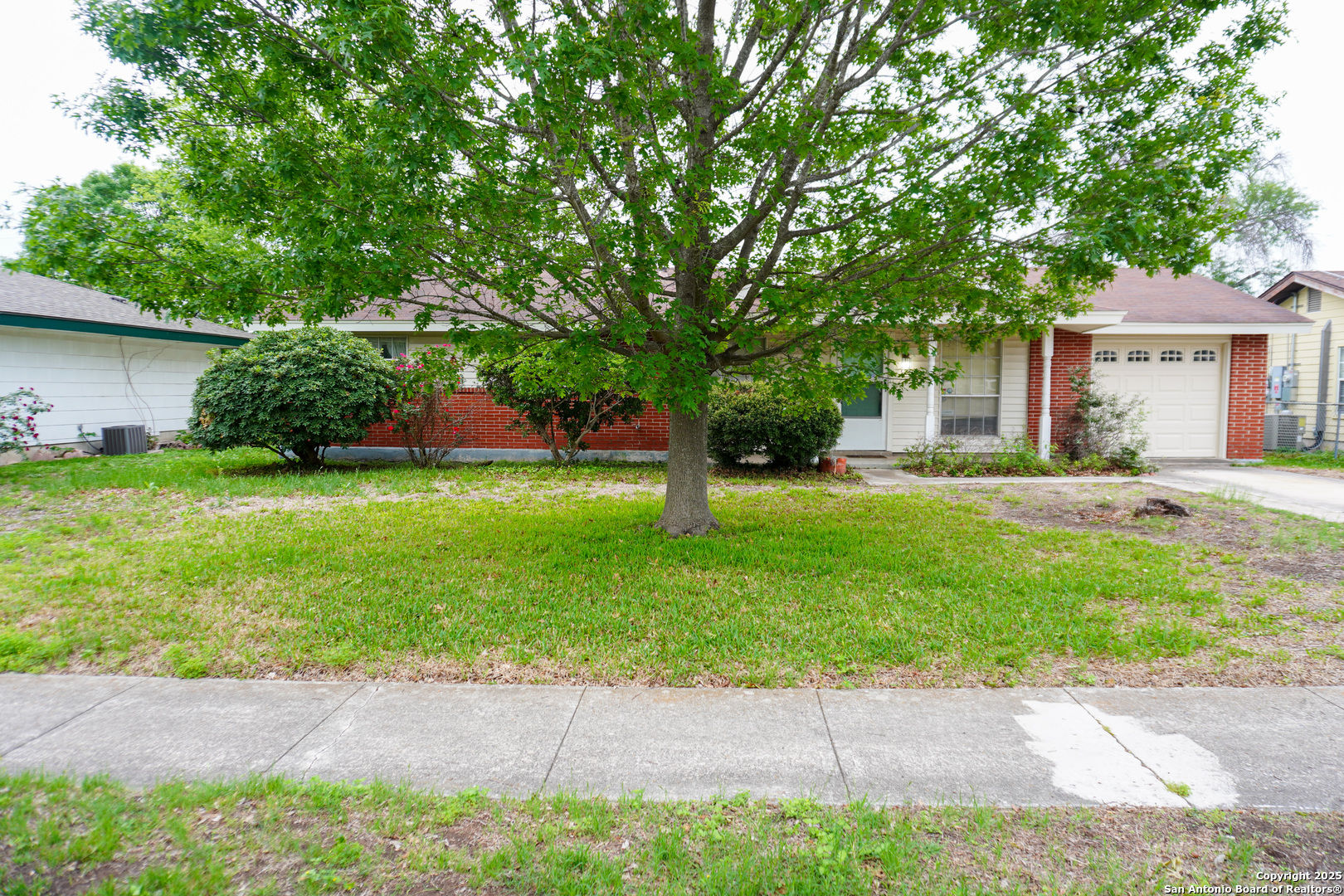 126 Meadow Trail Dr , San Antonio, TX, 78227 | 1855318 | Realty Texas LLC