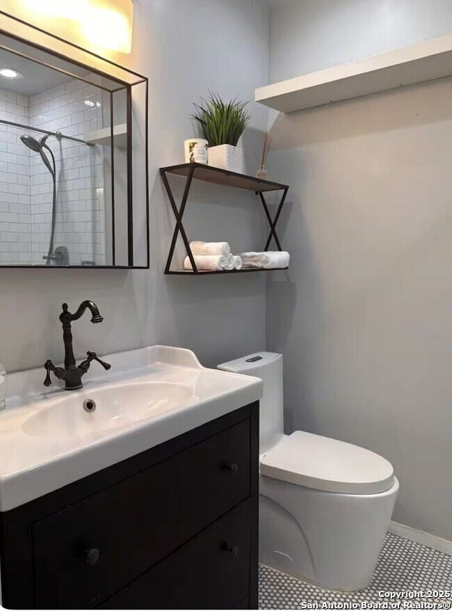 112 E Sunset Rd , San Antonio, TX, 78209 | 1855266 | Realty Texas LLC