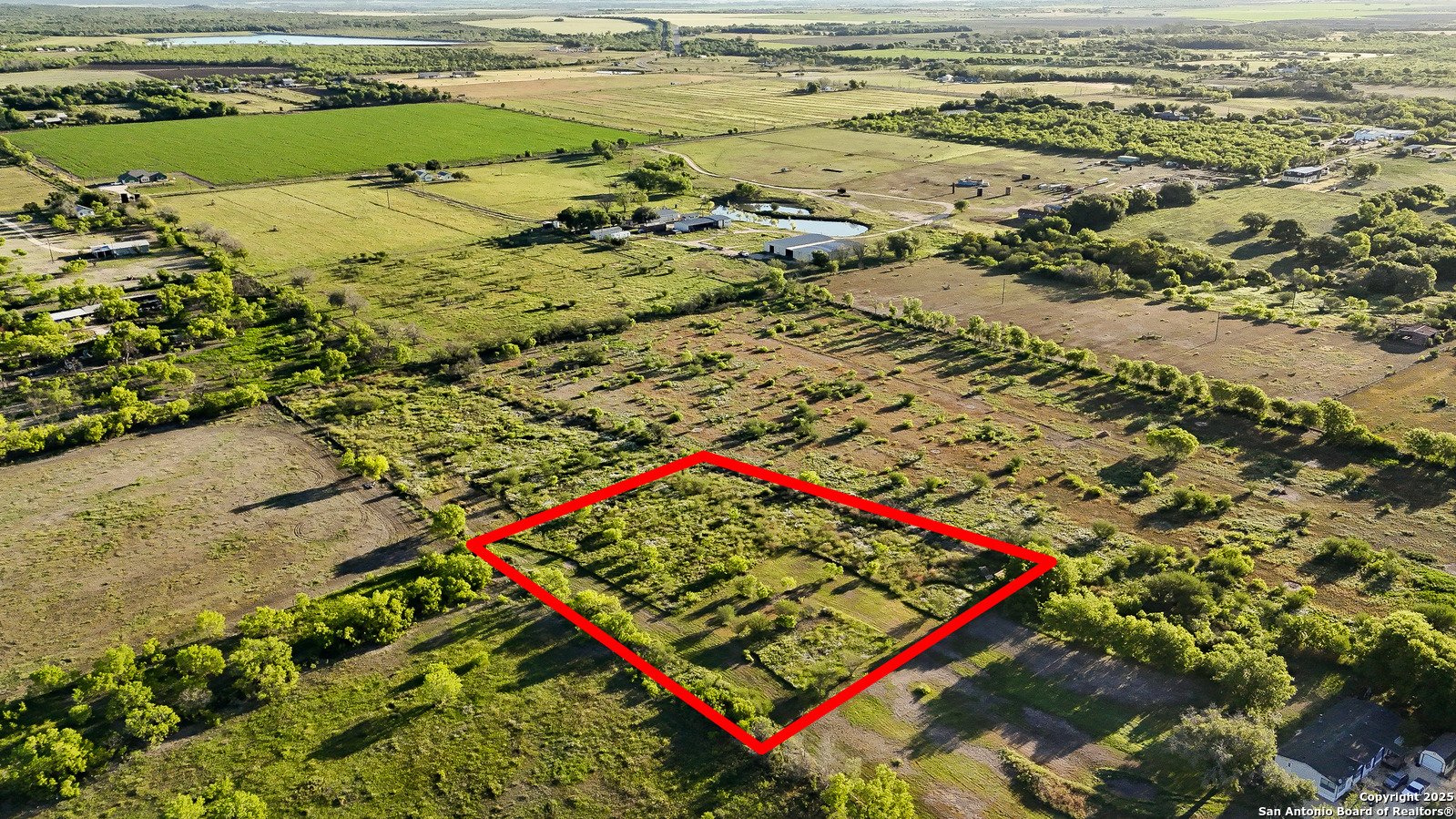 302 Pr 5726 , Devine, TX, 78016 | 1855513 | Realty Texas LLC