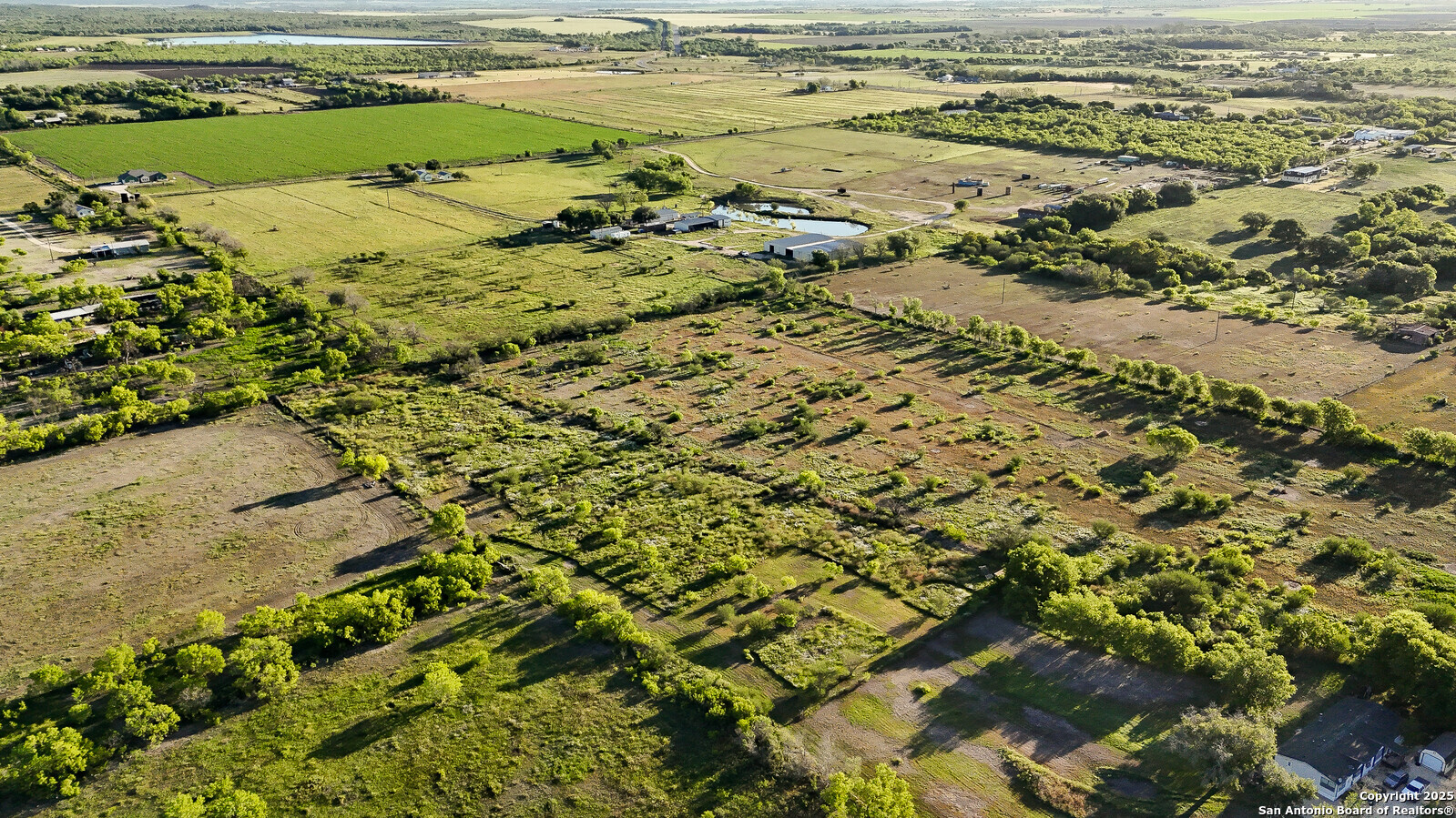 302 Pr 5726 , Devine, TX, 78016 | 1855513 | Realty Texas LLC