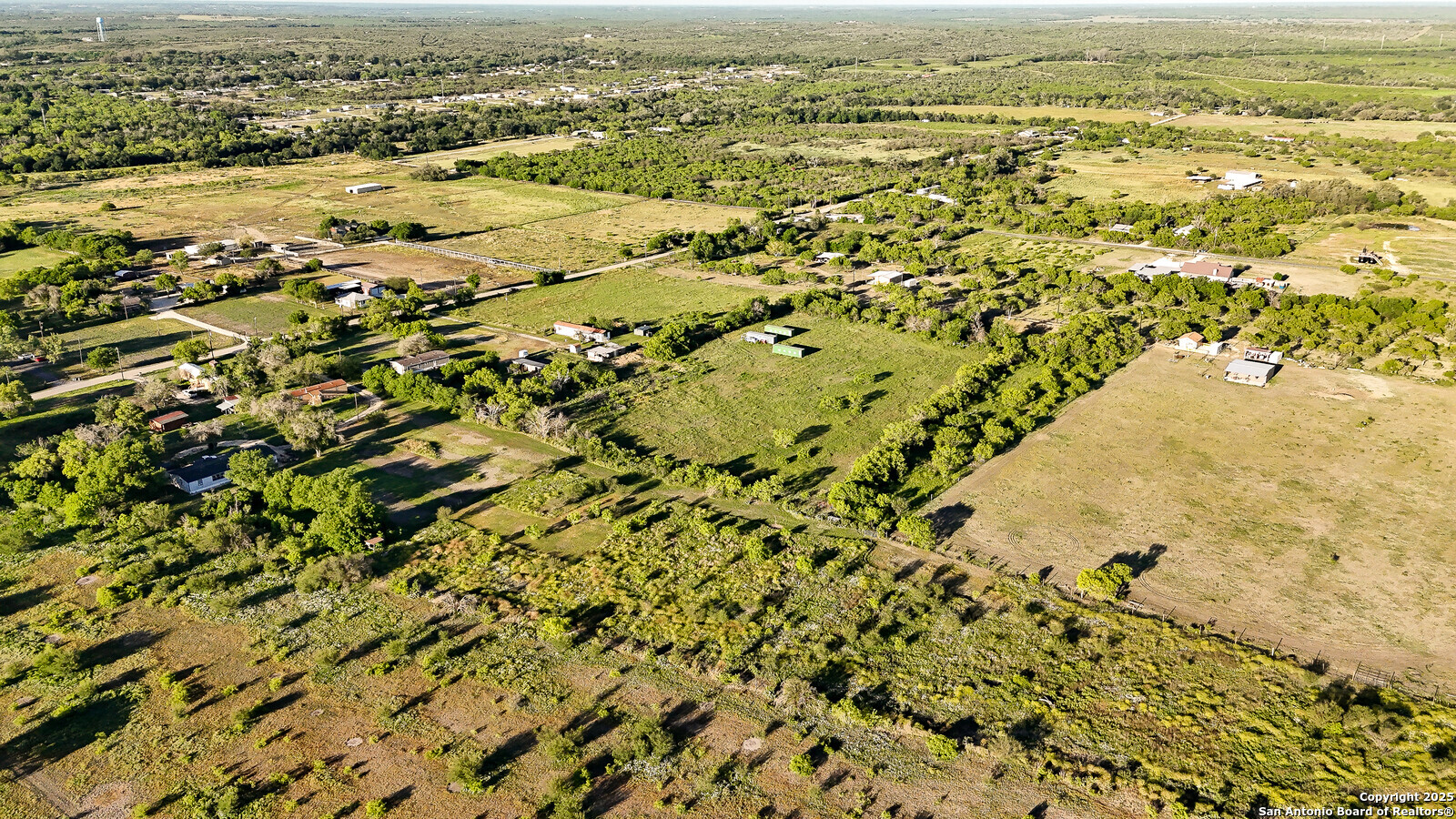 302 Pr 5726 , Devine, TX, 78016 | 1855513 | Realty Texas LLC