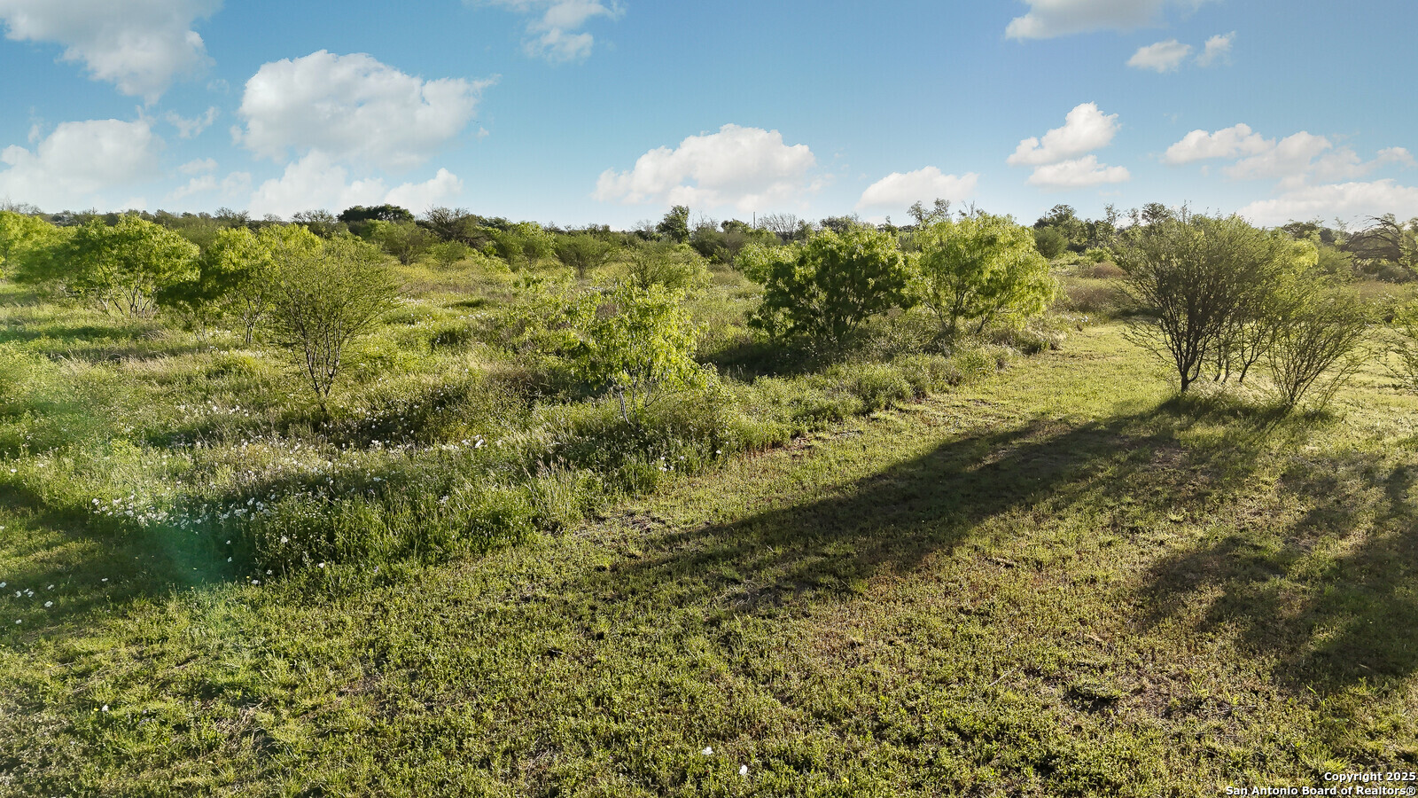 302 Pr 5726 , Devine, TX, 78016 | 1855513 | Realty Texas LLC