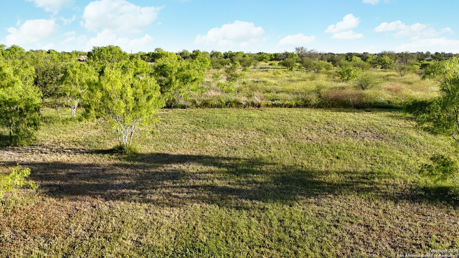302 Pr 5726 , Devine, TX, 78016 | 1855513 | Realty Texas LLC