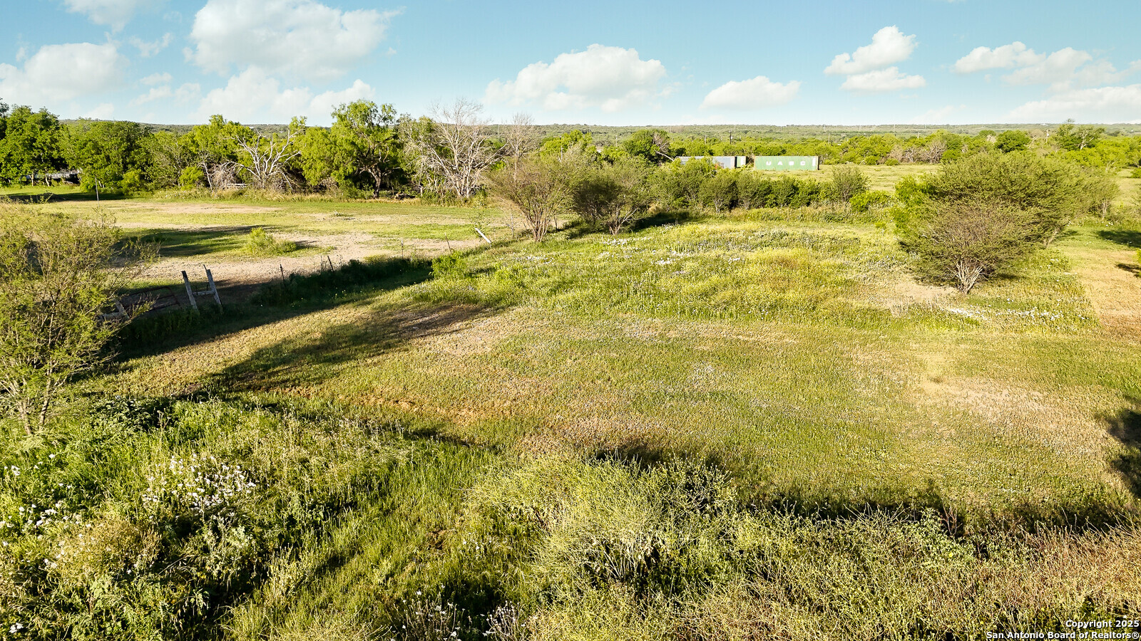 302 Pr 5726 , Devine, TX, 78016 | 1855513 | Realty Texas LLC