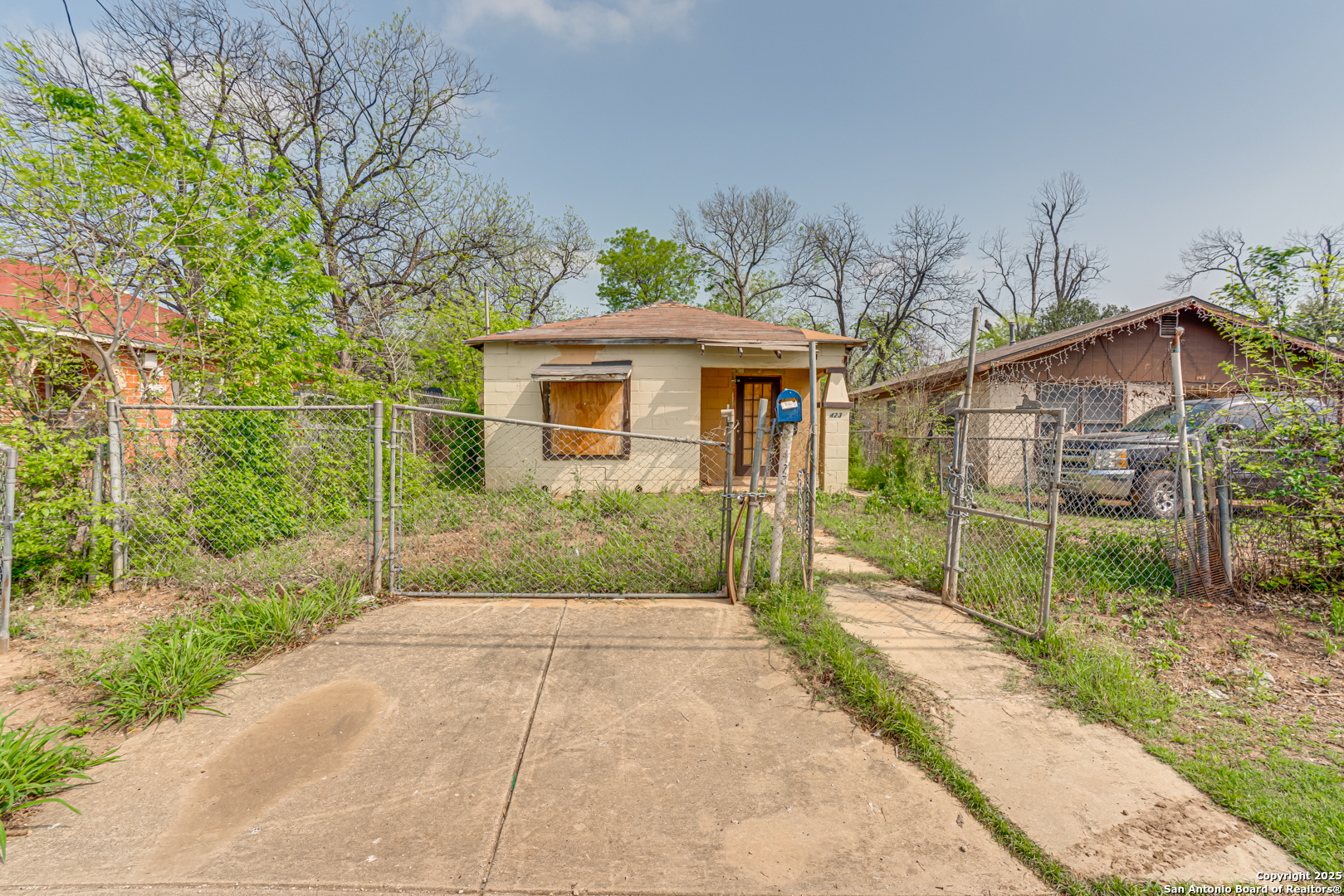 423 Hazel,San Antonio, TX 78207