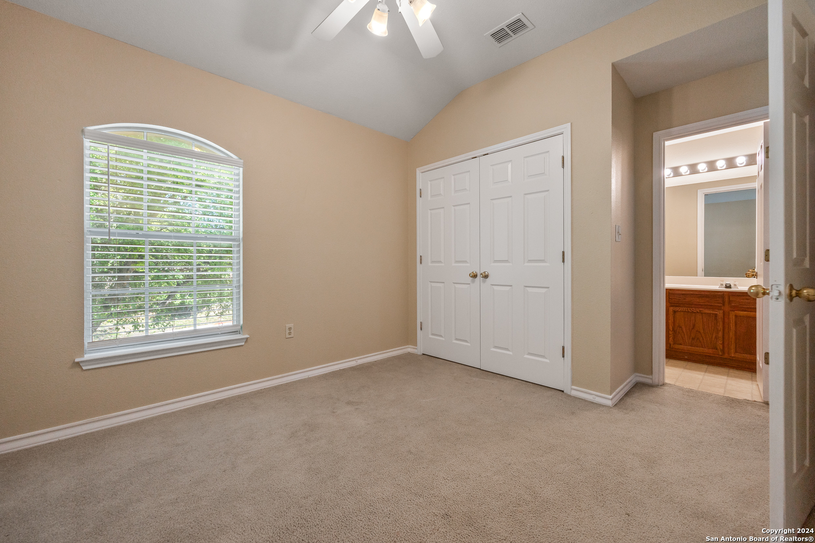 7039 Tourant Rd , San Antonio, TX, 78240-2419 | 1856006 | Realty Texas LLC