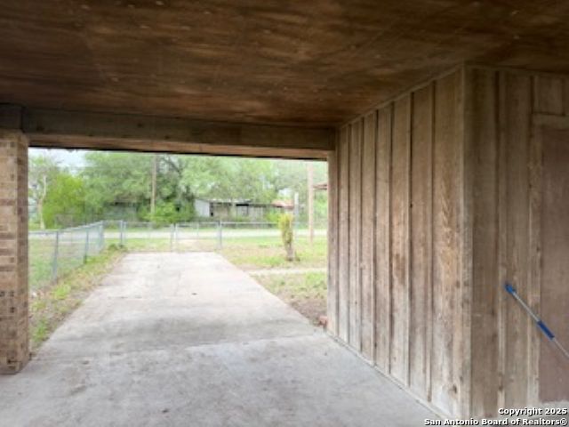 202 E Houston St , George West, TX, 78022 | 1856358 | Realty Texas LLC