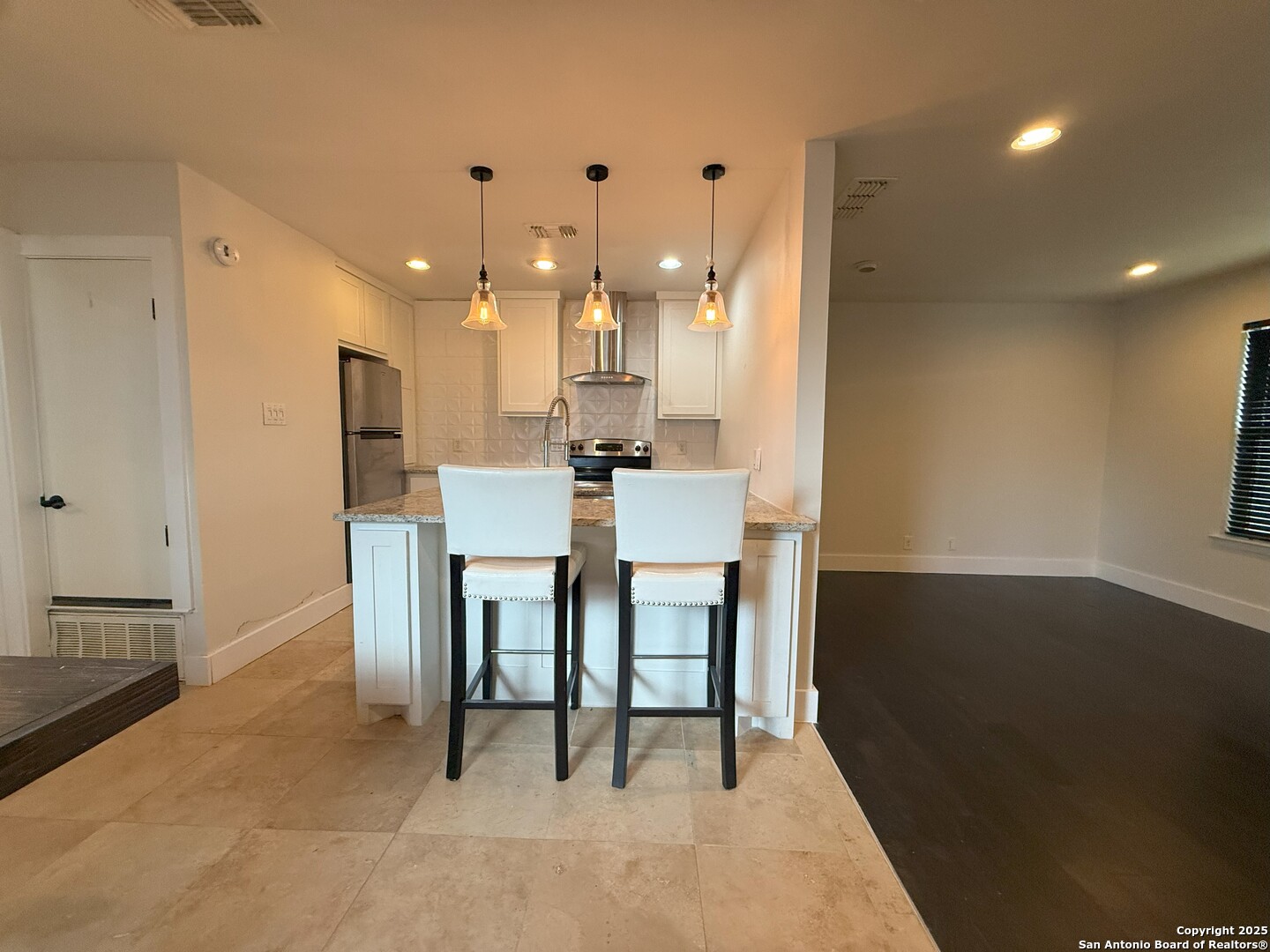 2811 Woodbury Dr 301 , San Antonio, TX, 78217 | 1856156 | Realty Texas LLC