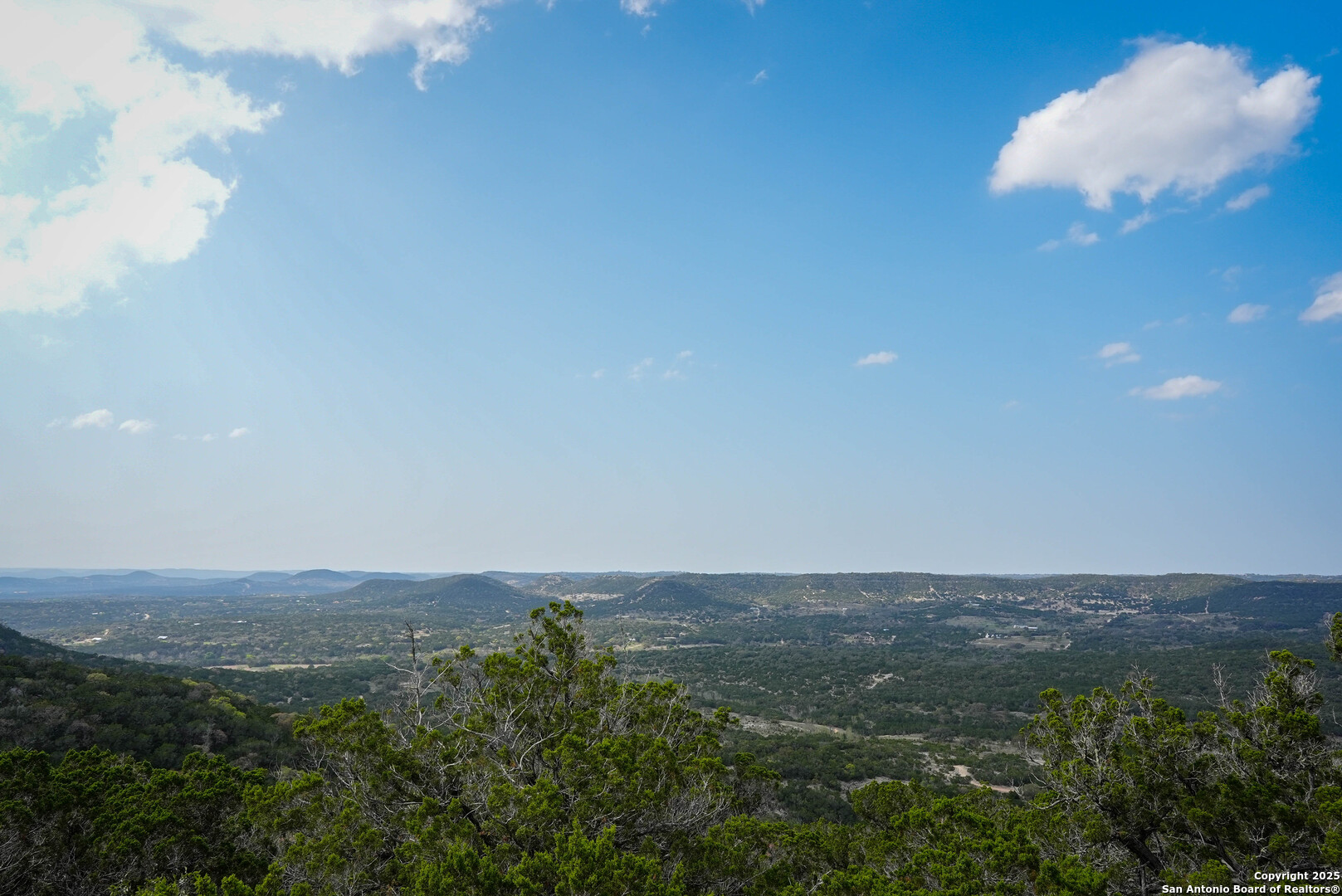 3939 Bear Springs , Pipe Creek, TX, 78063 | 1856708 | Realty Texas LLC