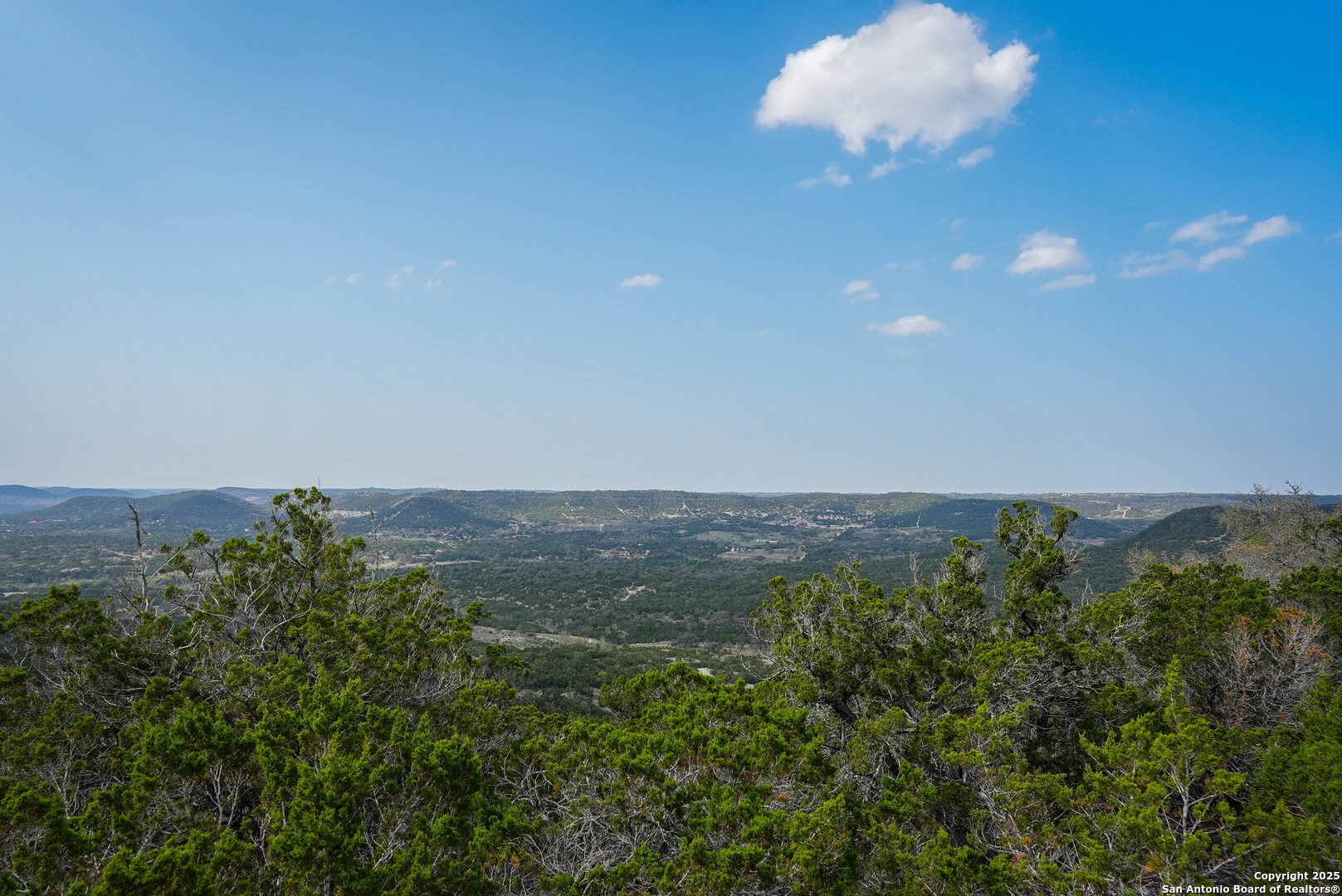 3939 Bear Springs , Pipe Creek, TX, 78063 | 1856708 | Realty Texas LLC