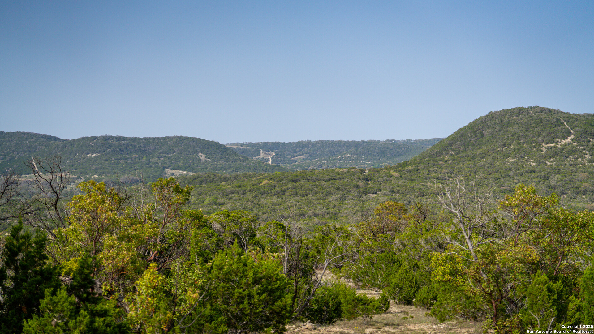 3939 Bear Springs , Pipe Creek, TX, 78063 | 1856708 | Realty Texas LLC