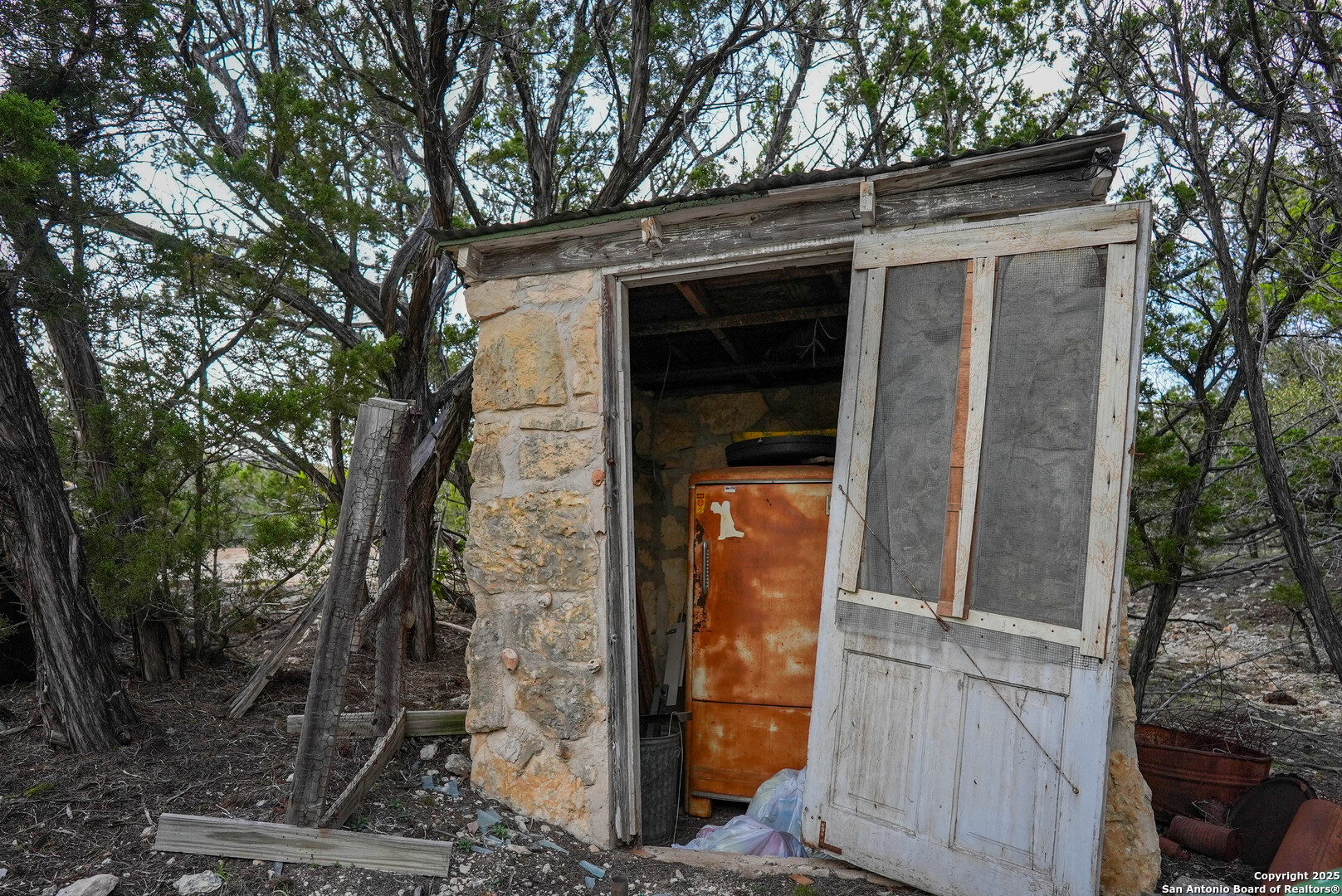 3939 Bear Springs , Pipe Creek, TX, 78063 | 1856708 | Realty Texas LLC