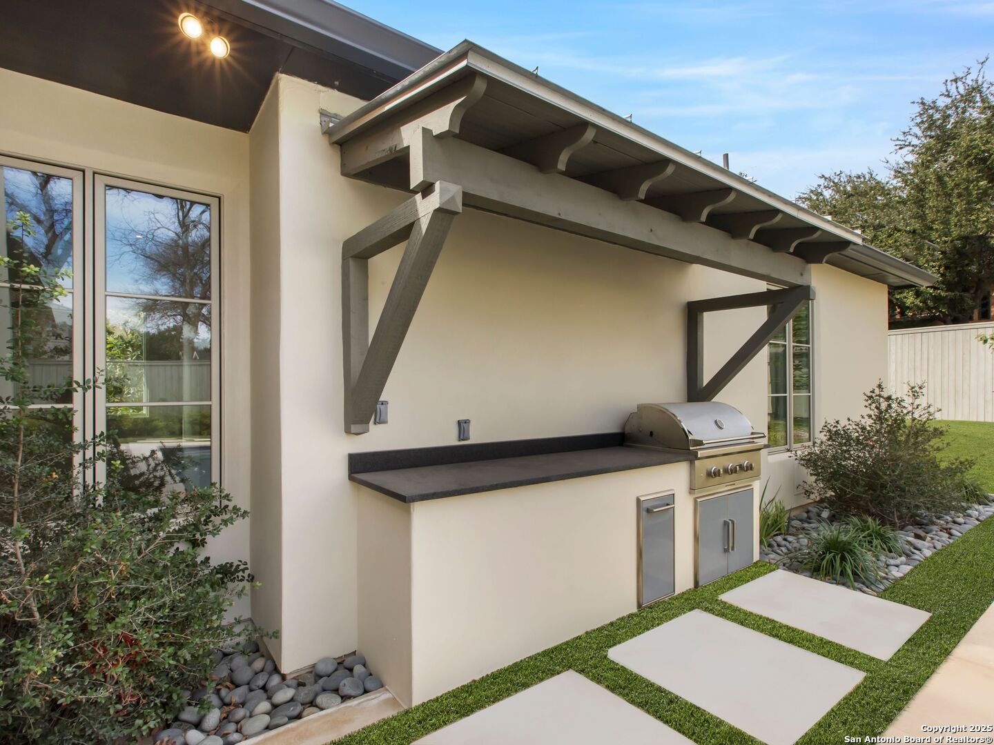 151 Morningside Dr , San Antonio, TX, 78209-4731 | 1856772 | Realty Texas LLC