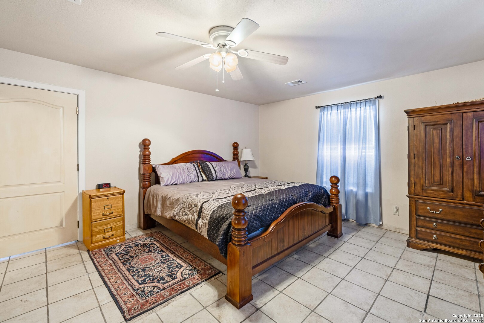 944 County Road 769 , Devine, TX, 78016 | 1857365 | Realty Texas LLC