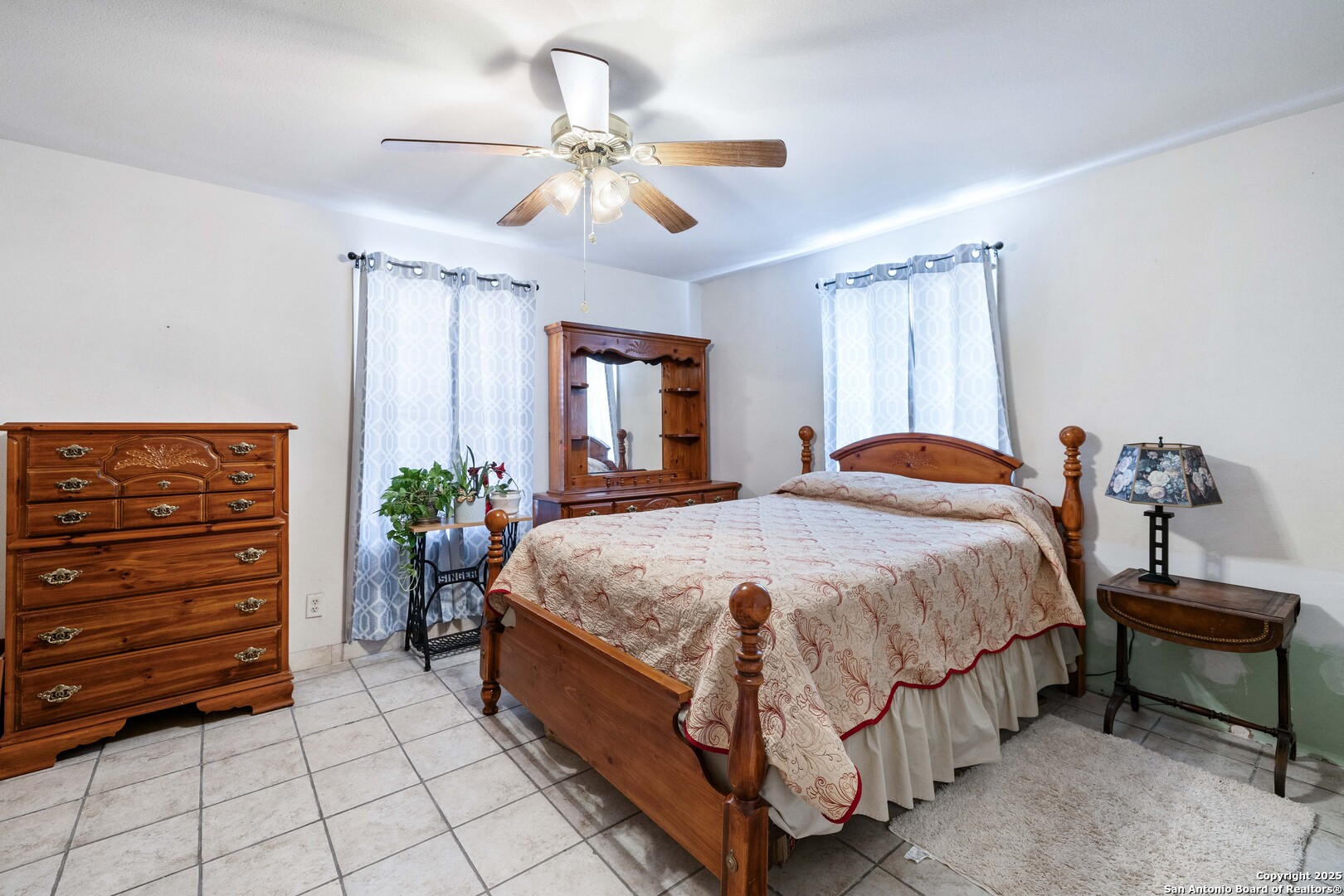 944 County Road 769 , Devine, TX, 78016 | 1857365 | Realty Texas LLC