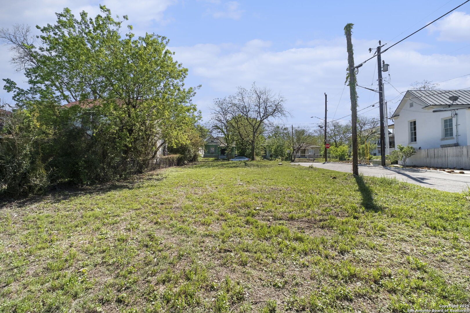 421 N Pine St , San Antonio, TX, 78202 | 1857134 | Realty Texas LLC