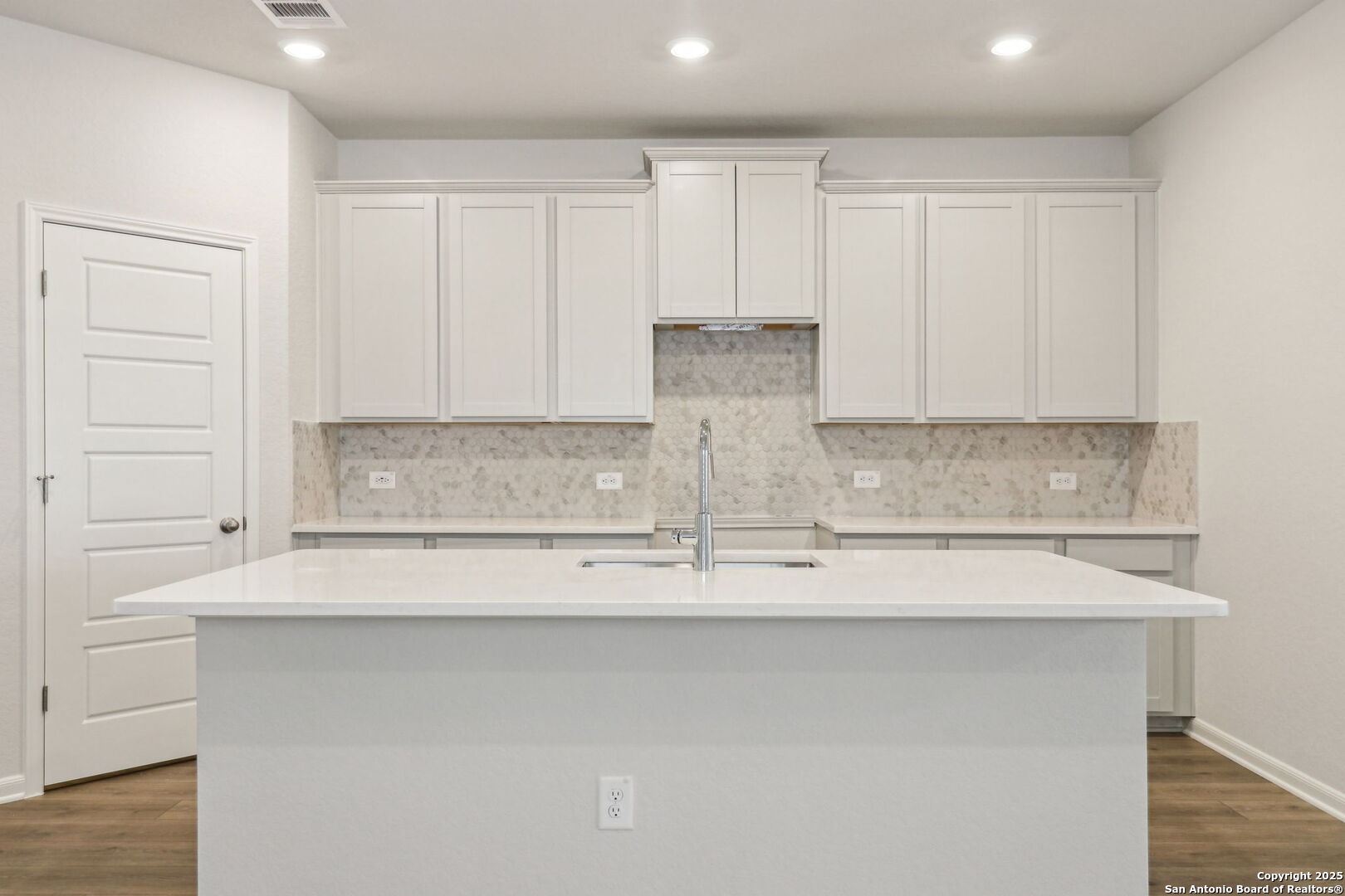 12820 Lantern Tree , San Antonio, TX, 78245 | 1857866 | Realty Texas LLC