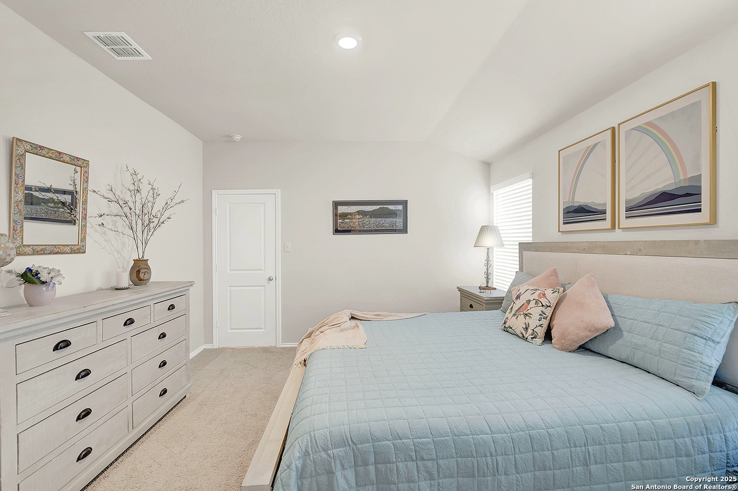 256 Middle Green Loop, FLORESVILL, TX, 78114 | 1857340 | Realty Texas LLC