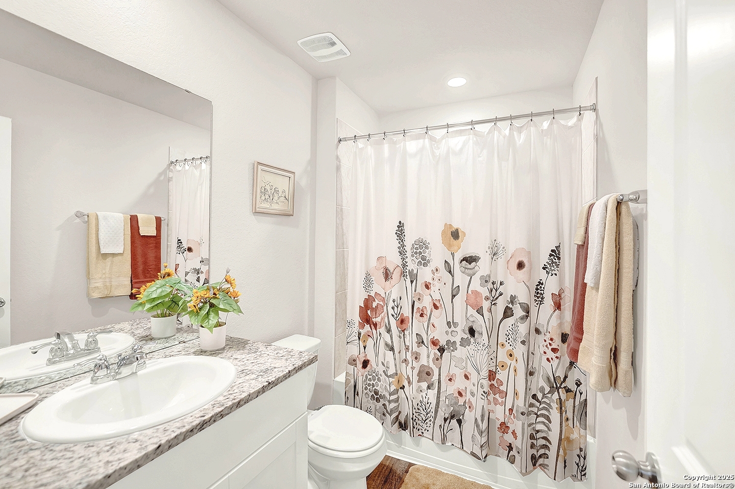 256 Middle Green Loop, FLORESVILL, TX, 78114 | 1857340 | Realty Texas LLC