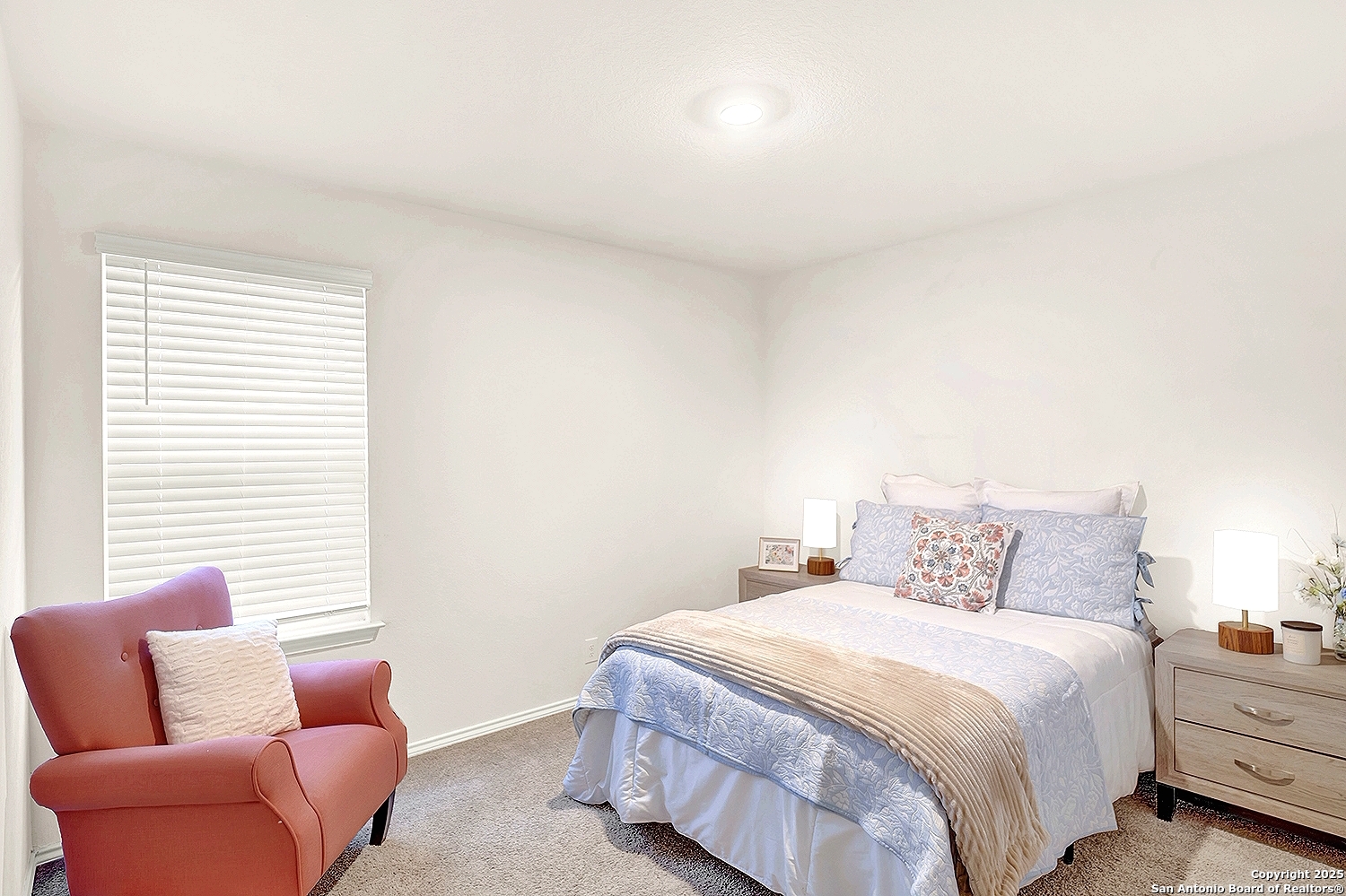 256 Middle Green Loop, FLORESVILL, TX, 78114 | 1857340 | Realty Texas LLC