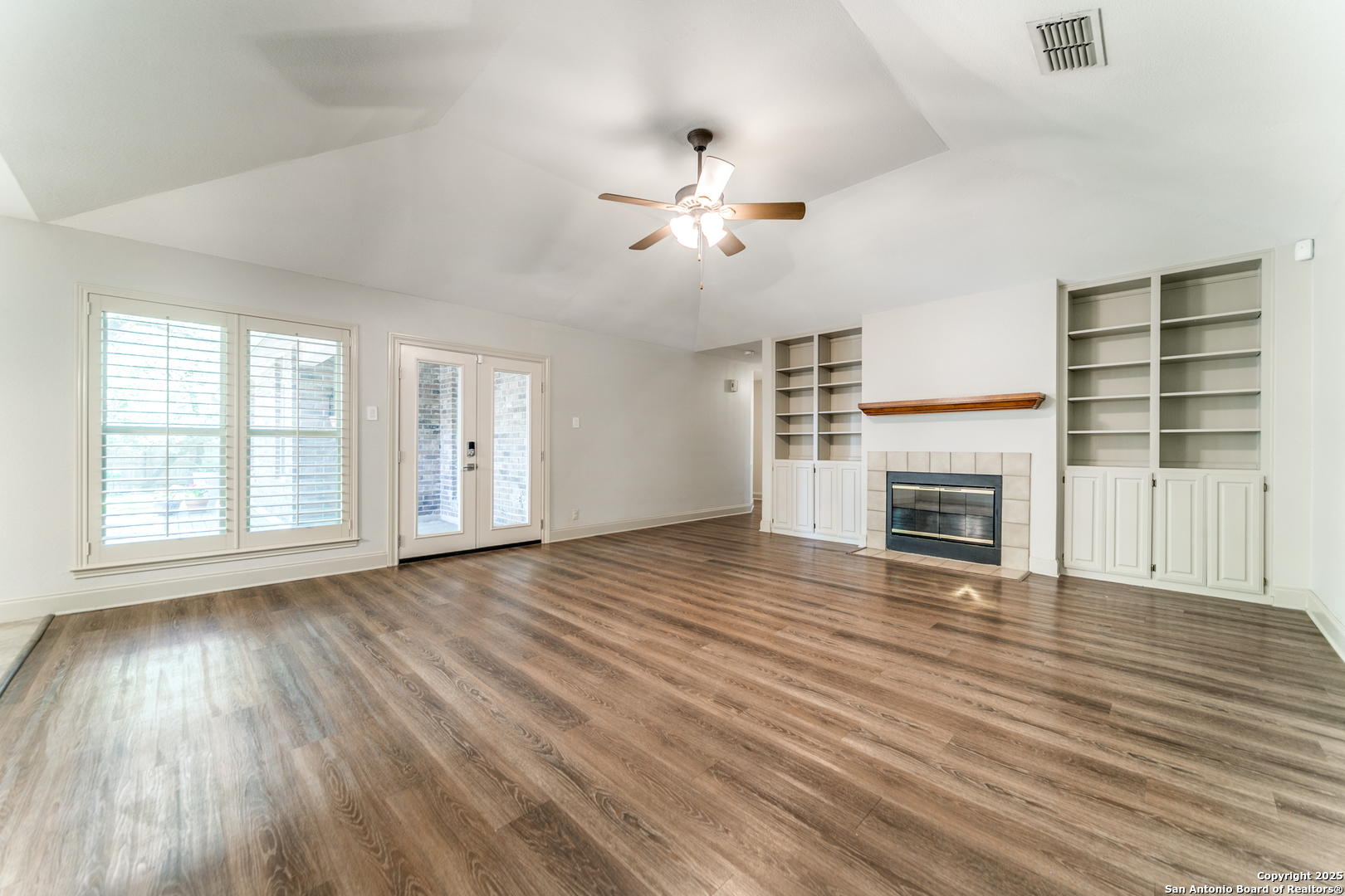 14926 Royal Orbit , San Antonio, TX, 78248 | 1857174 | Realty Texas LLC