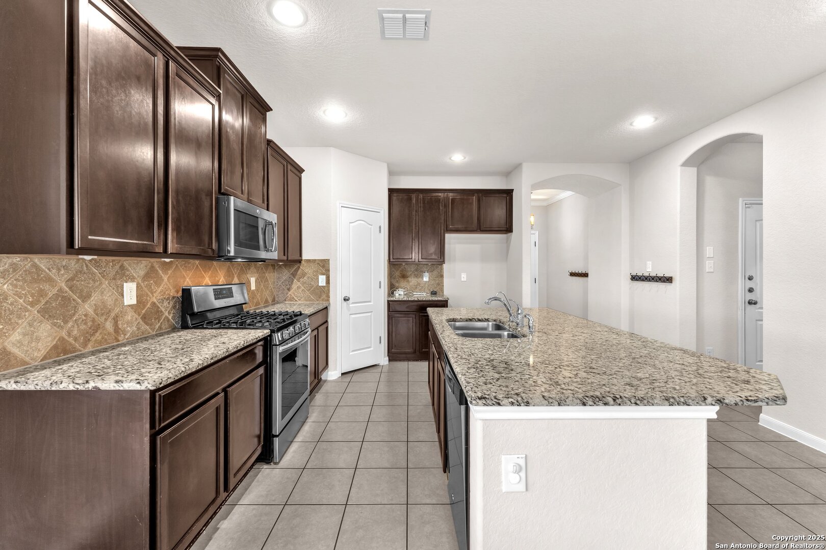 8523 Angelina Parke , San Antonio, TX, 78254 | 1858050 | Realty Texas LLC